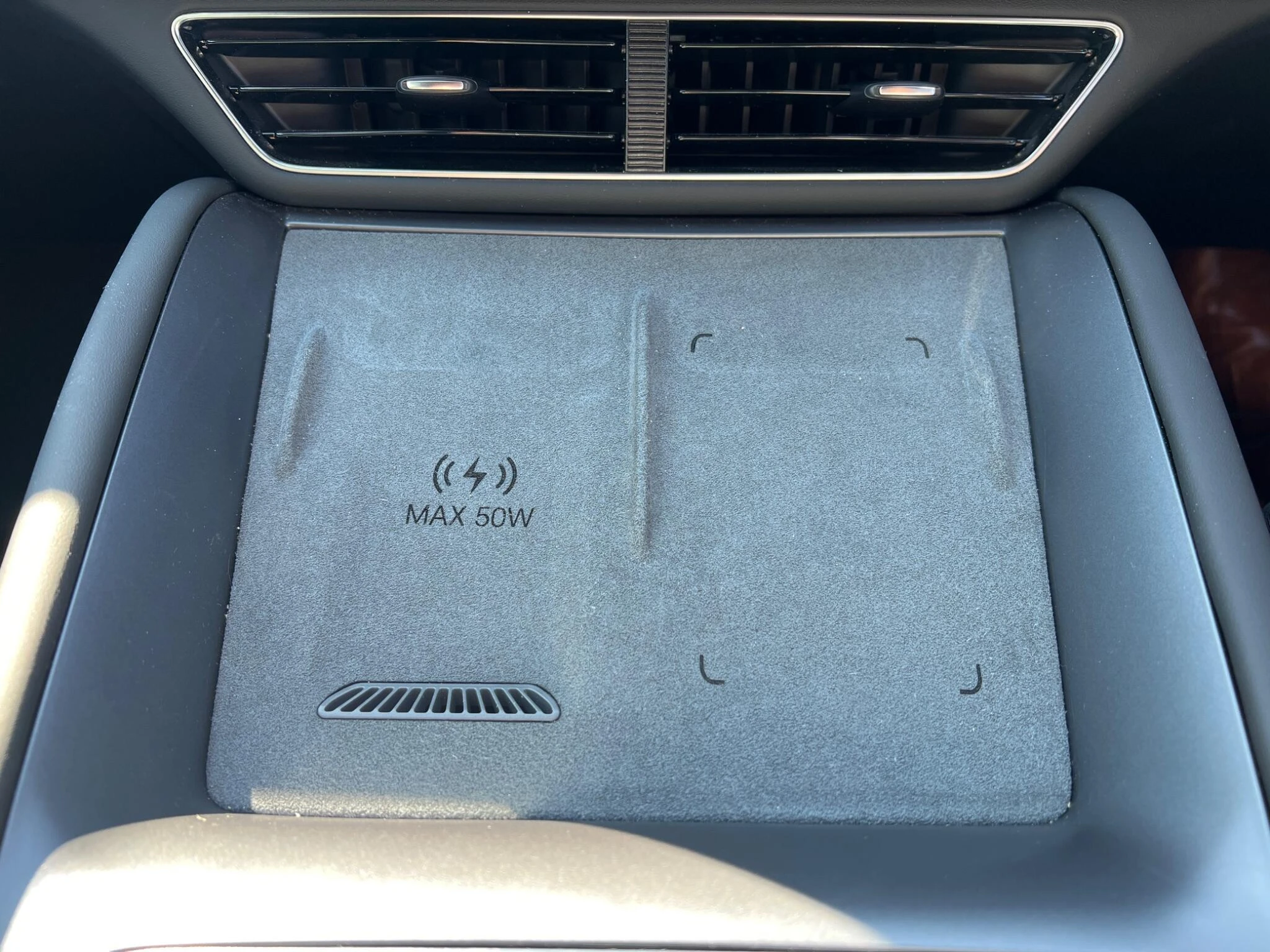 Vehicle image 42