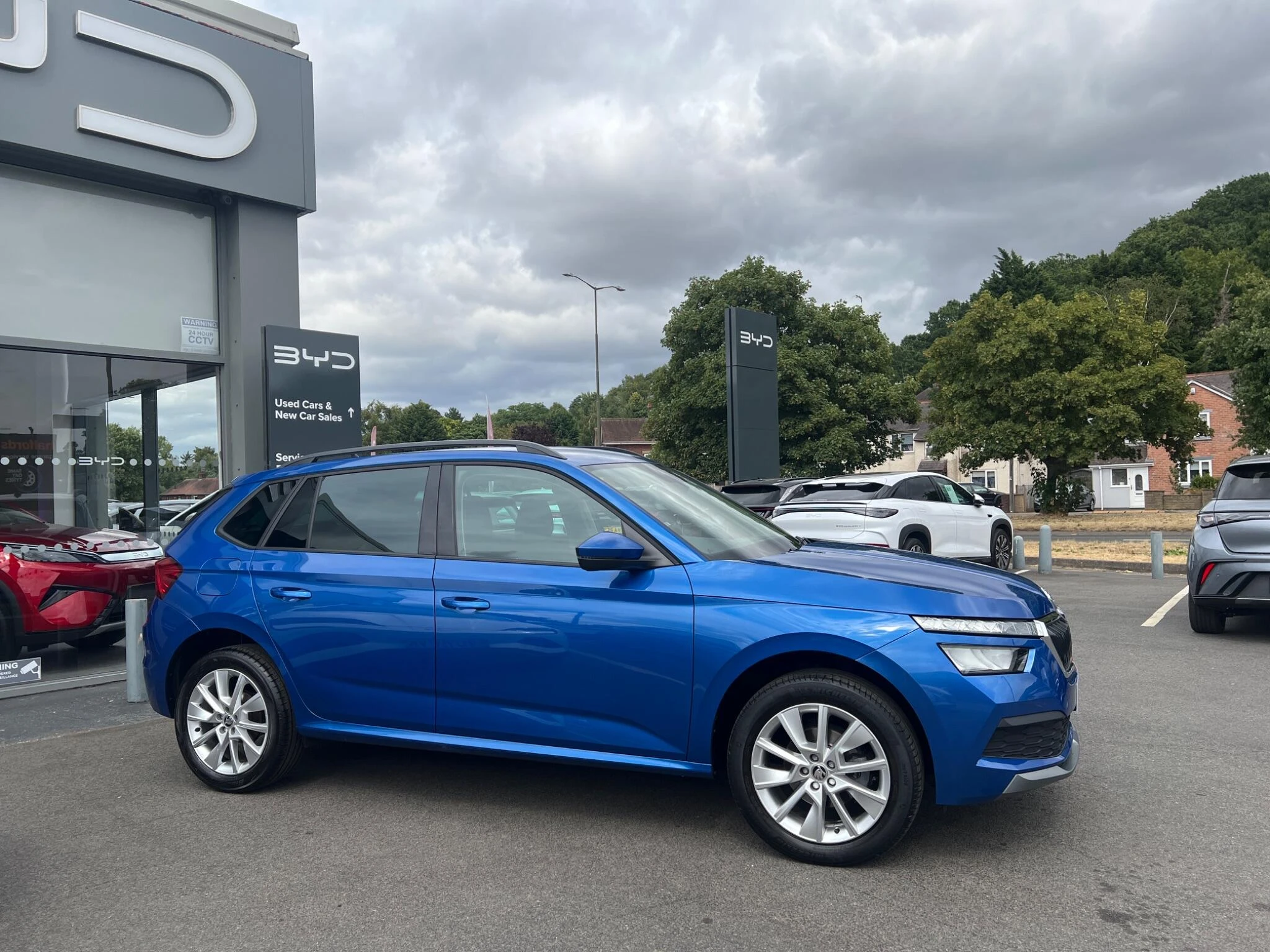 Vehicle image 8