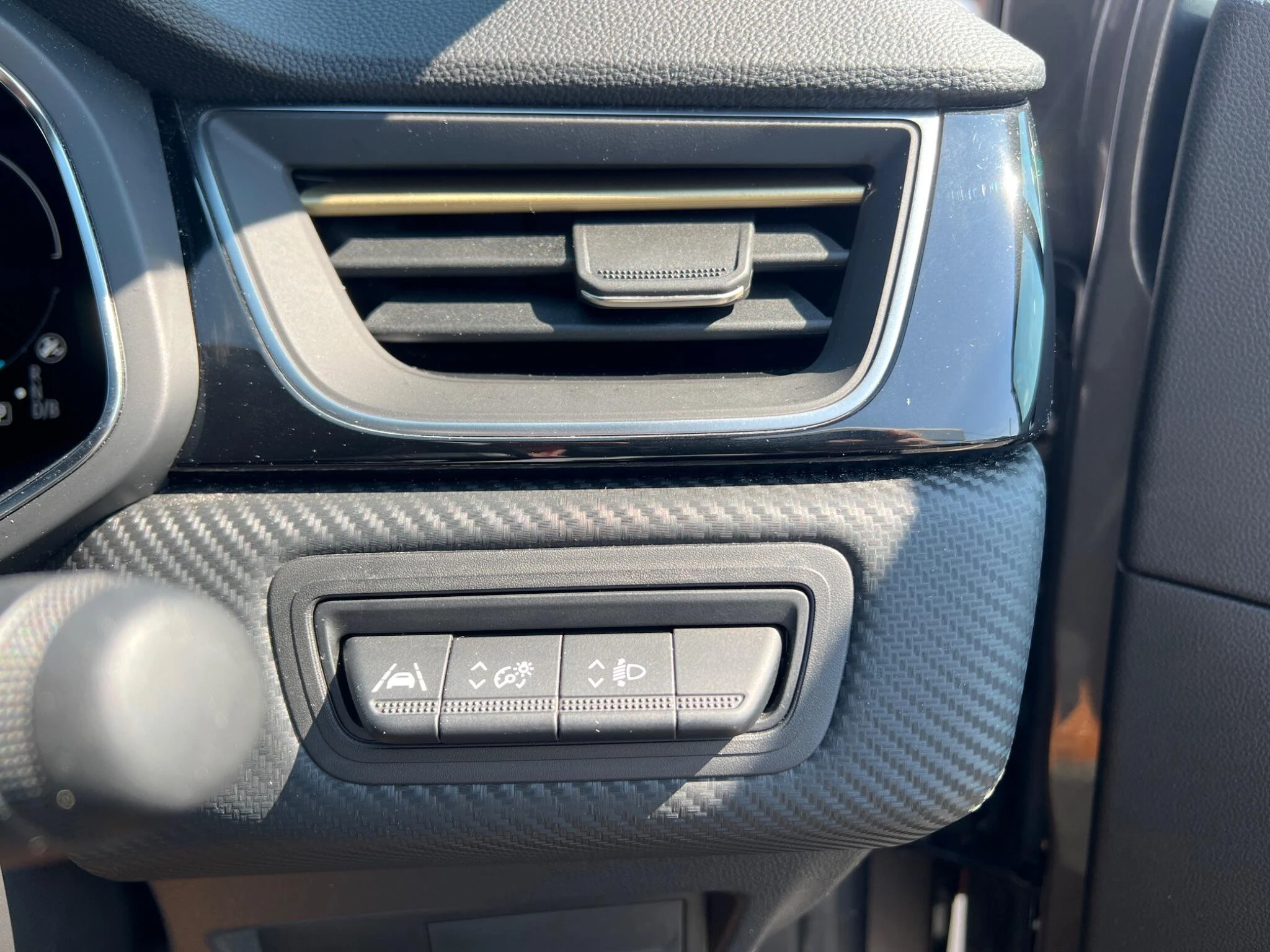 Vehicle image 40