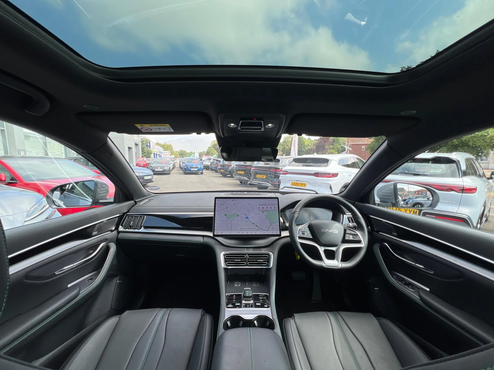 Vehicle thumbnail 3