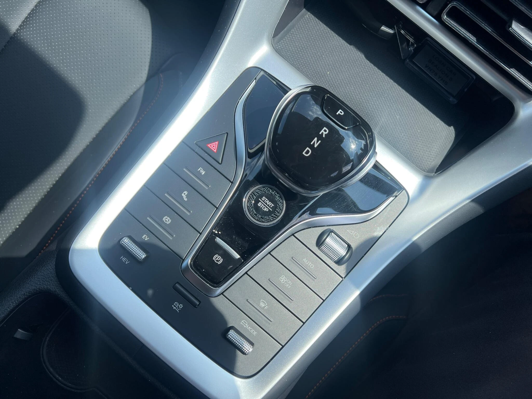 Vehicle image 32