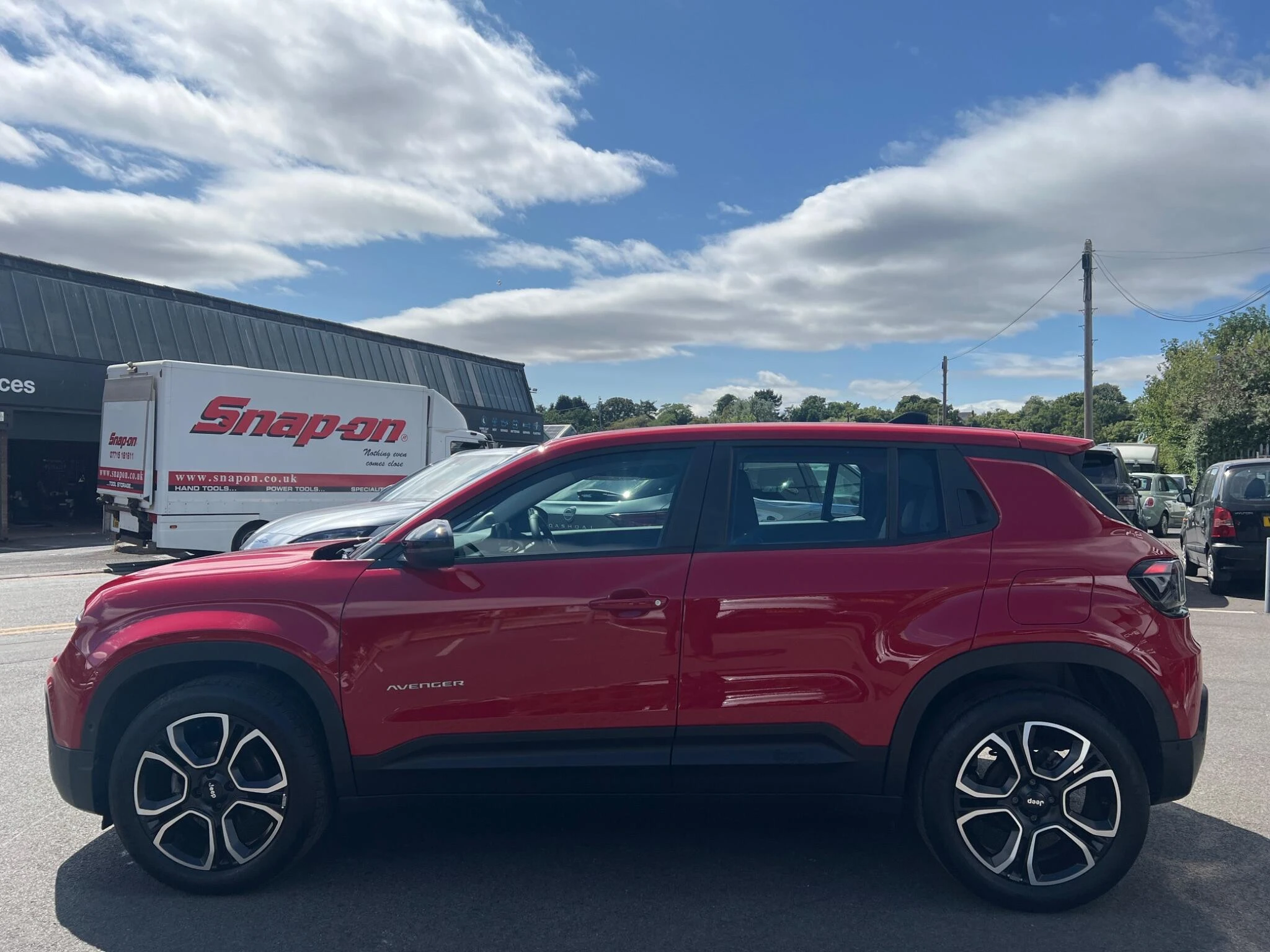 Vehicle image 13