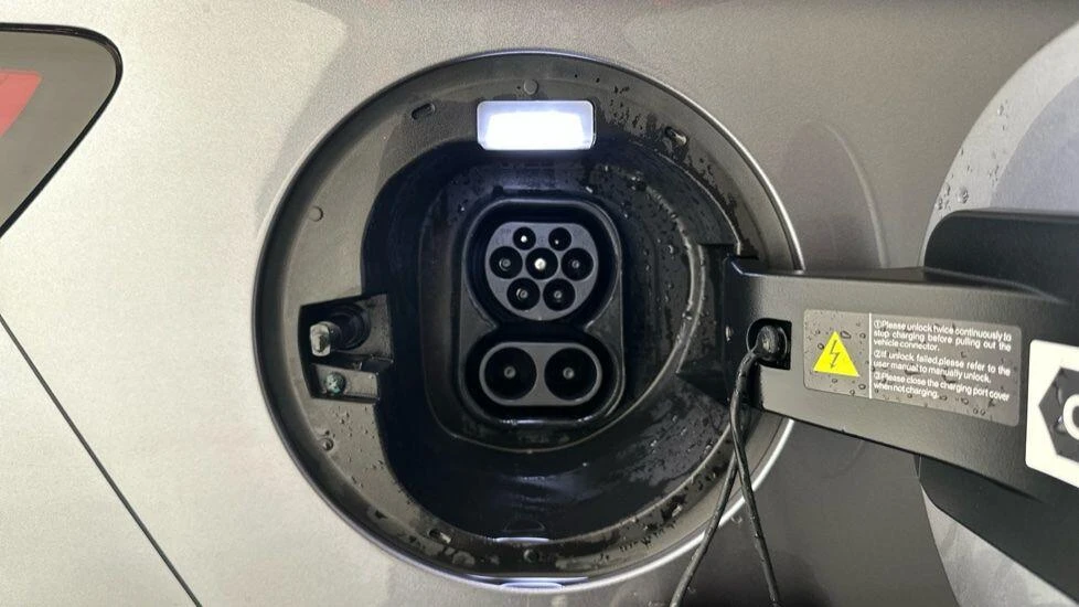 Vehicle image 20