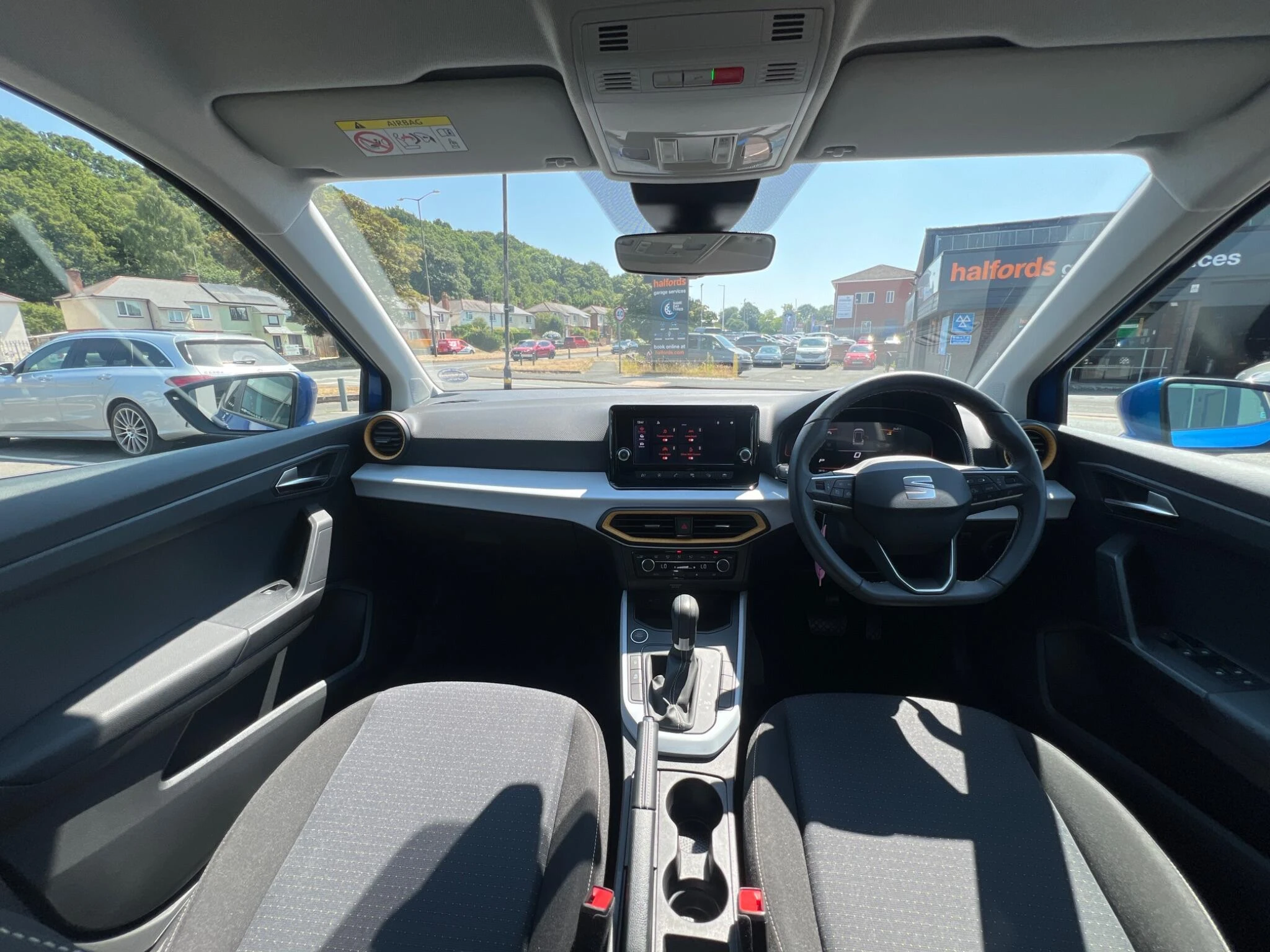 Vehicle image 23