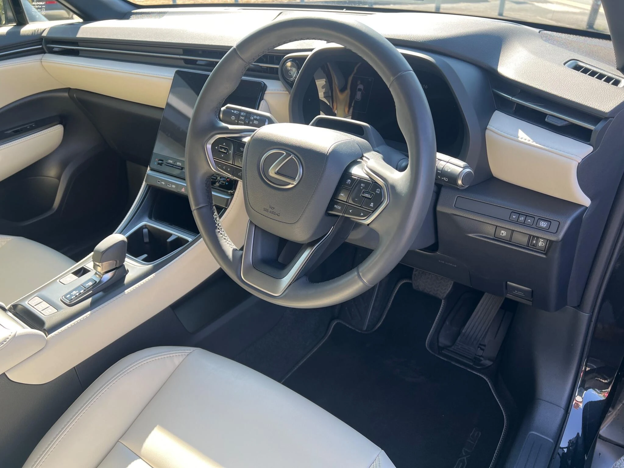 Vehicle image 40