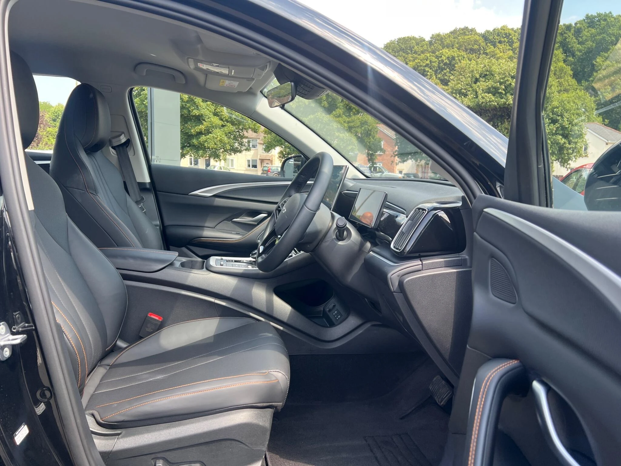 Vehicle image 21