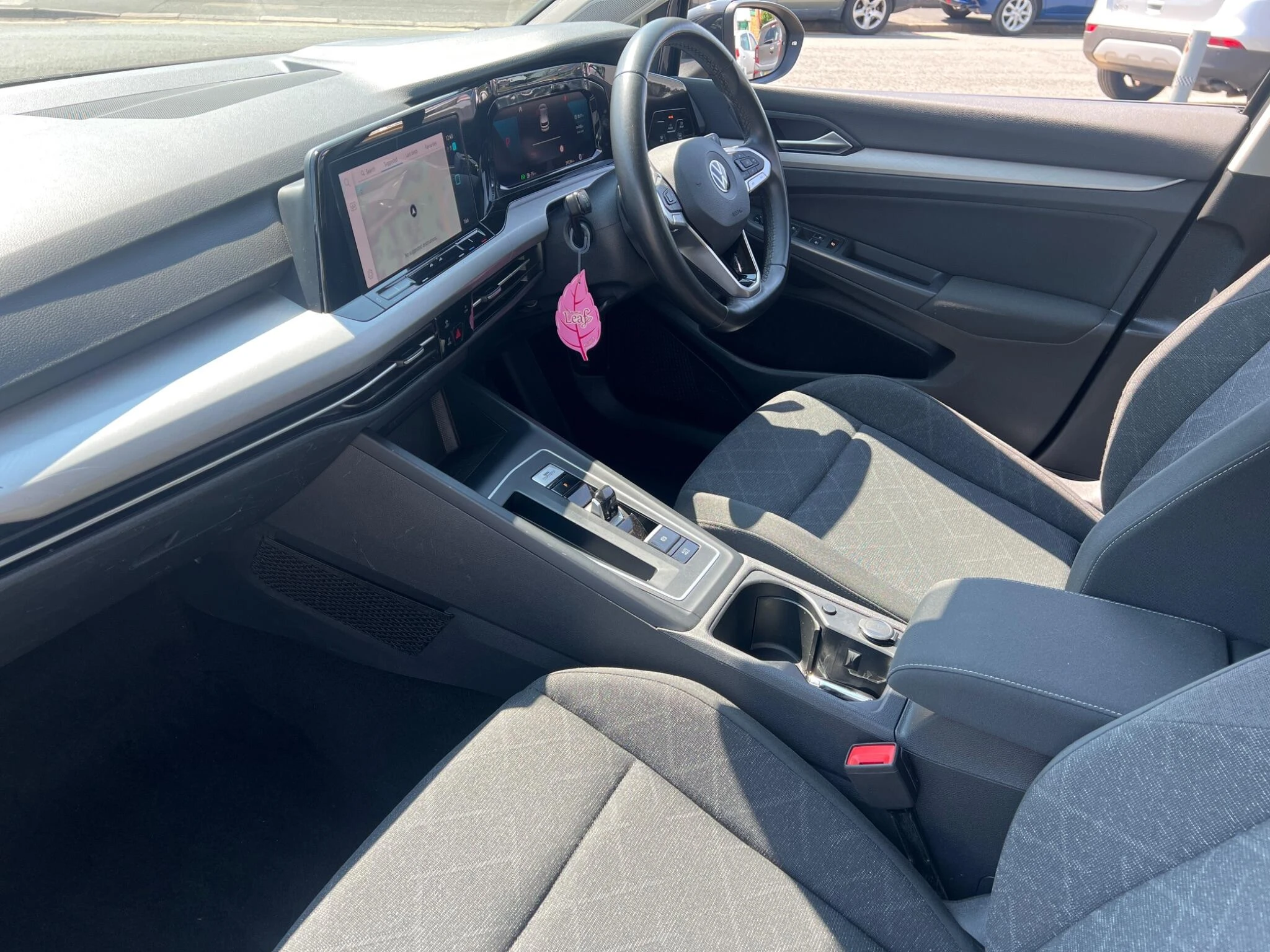 Vehicle image 21