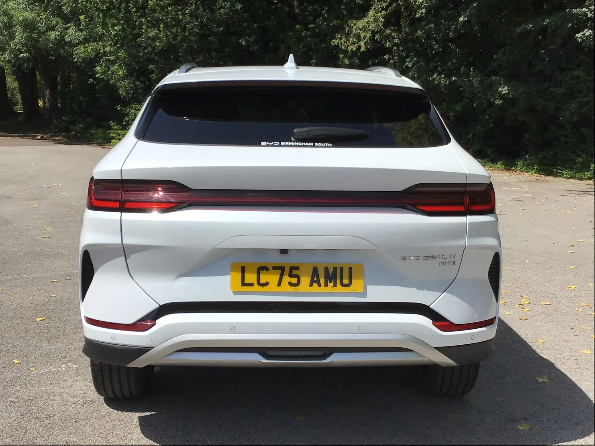 Vehicle image 4