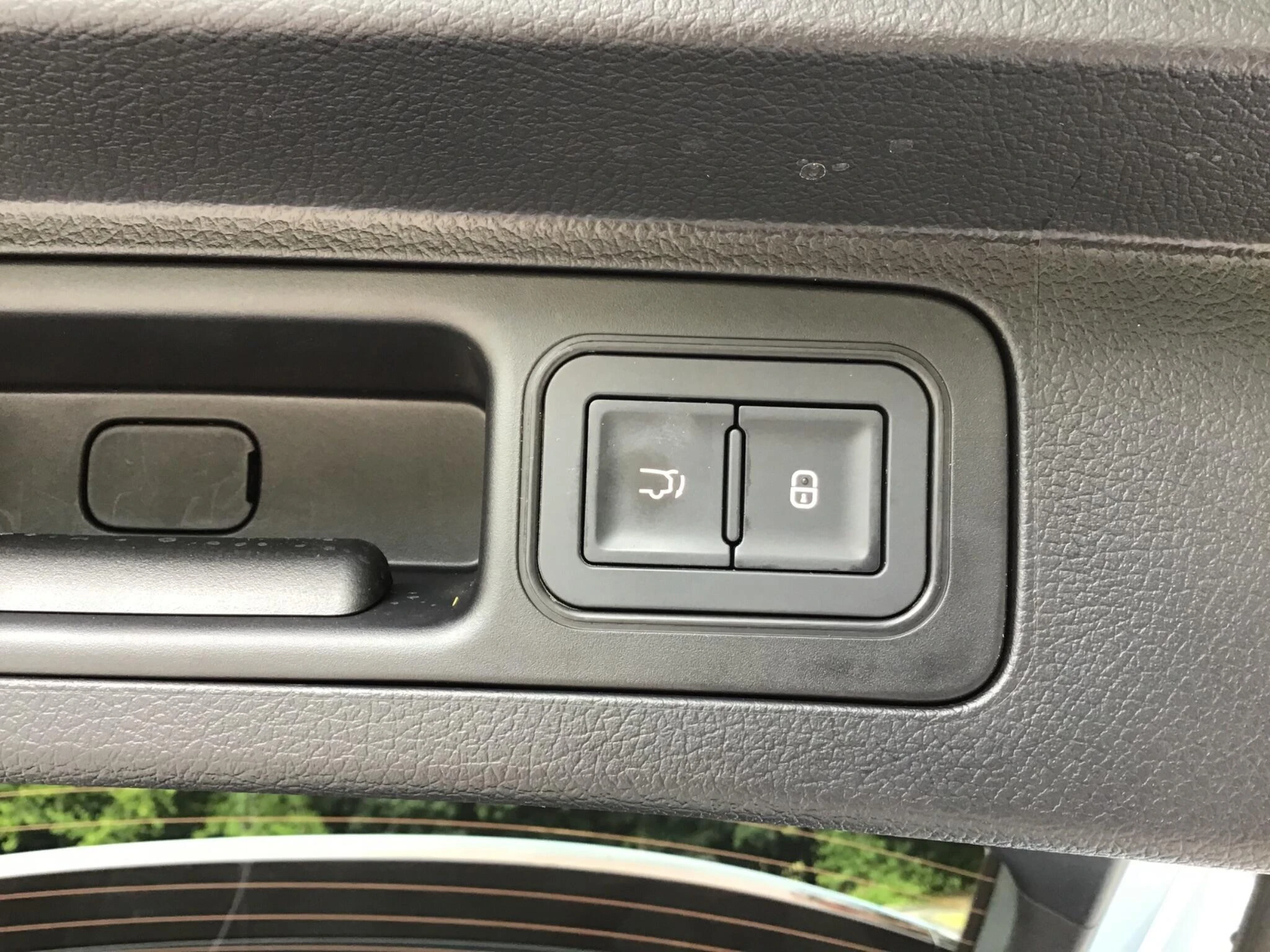Vehicle image 43