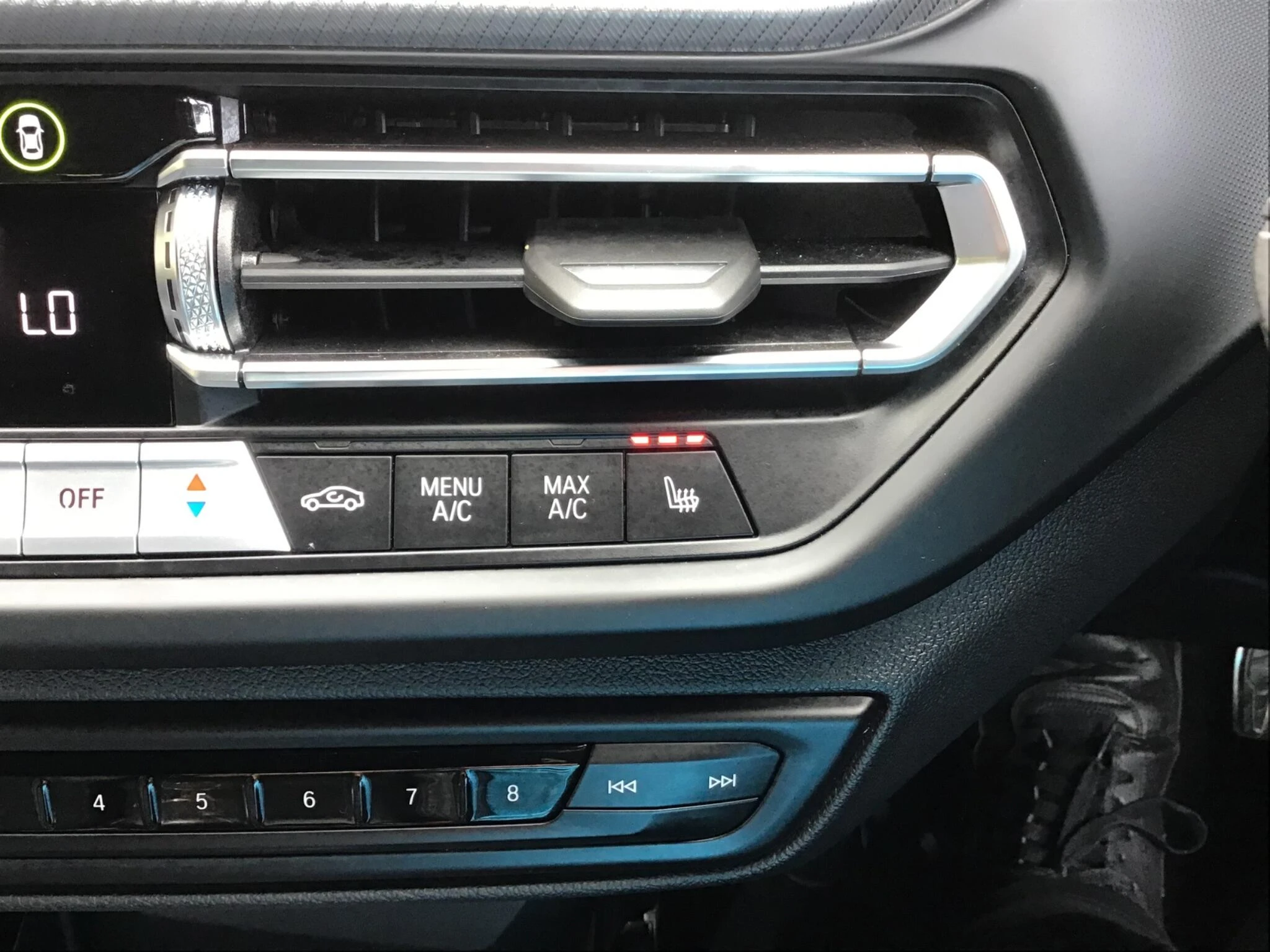 Vehicle image 40