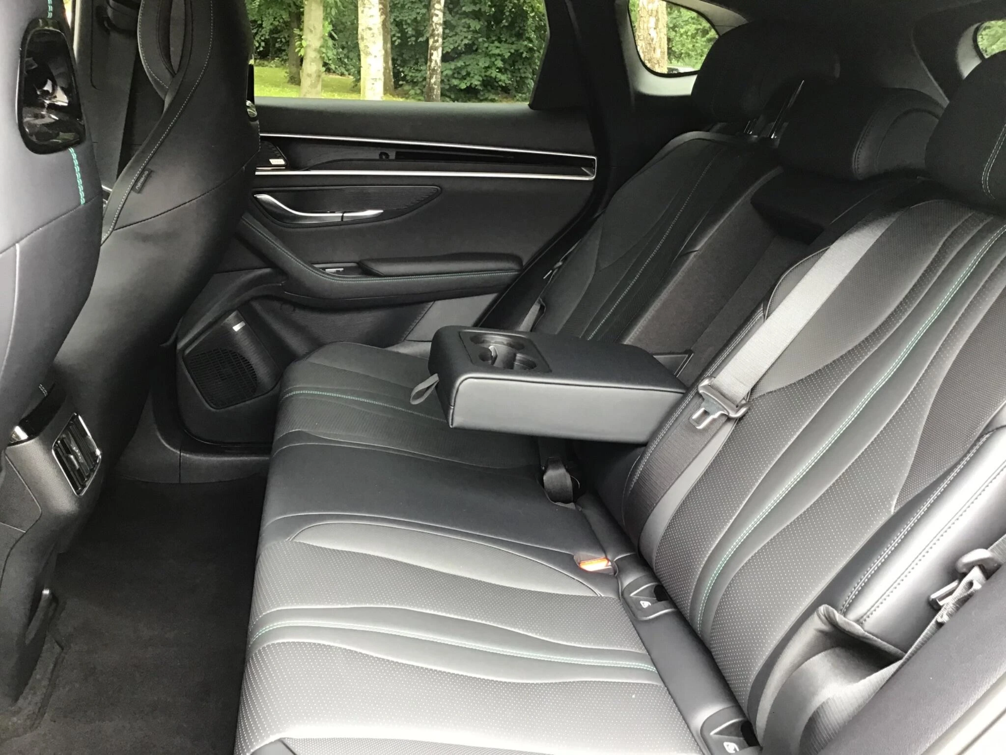 Vehicle image 40