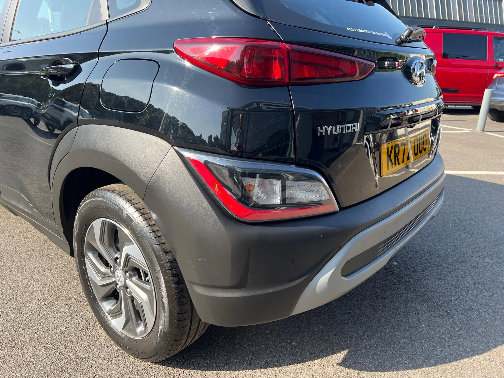 Vehicle image 9