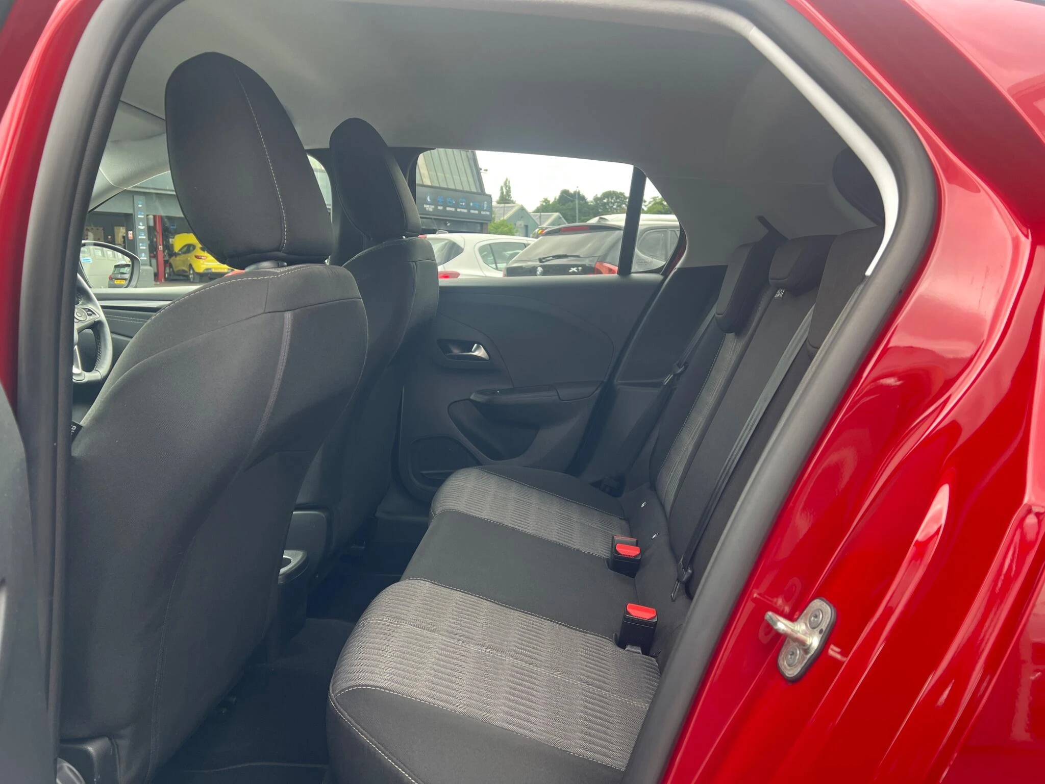 Vehicle image 17