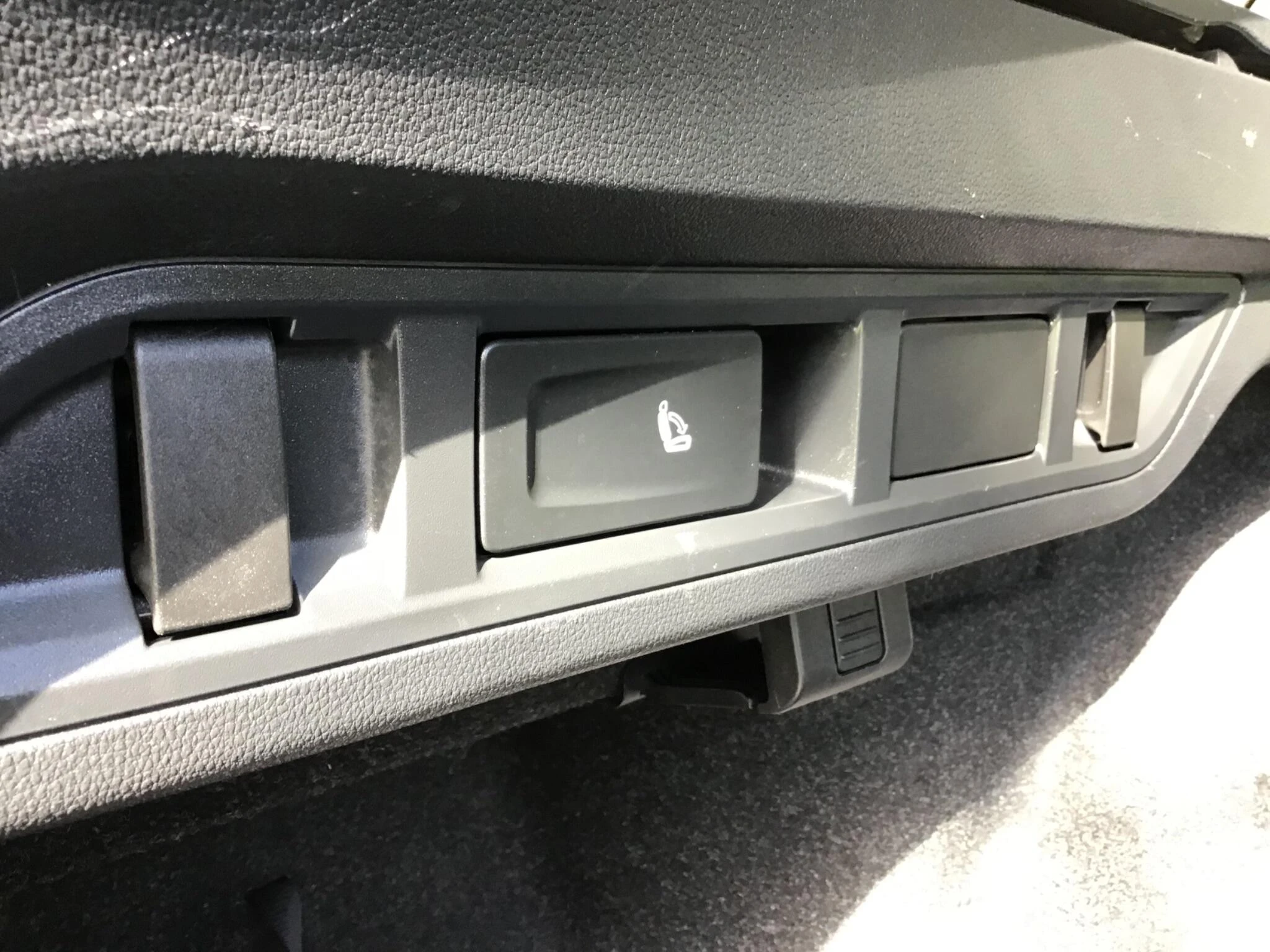 Vehicle image 45