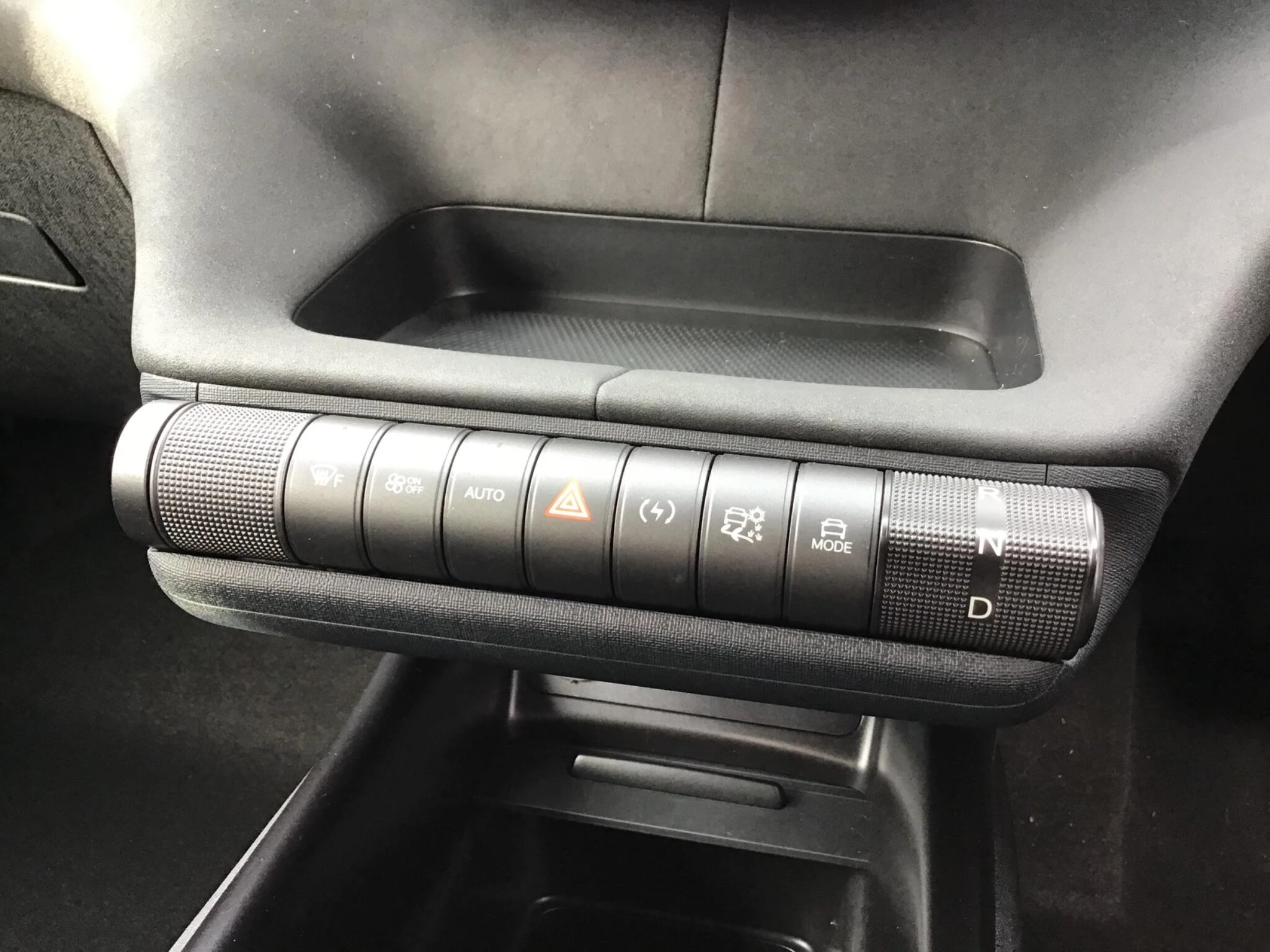 Vehicle image 28