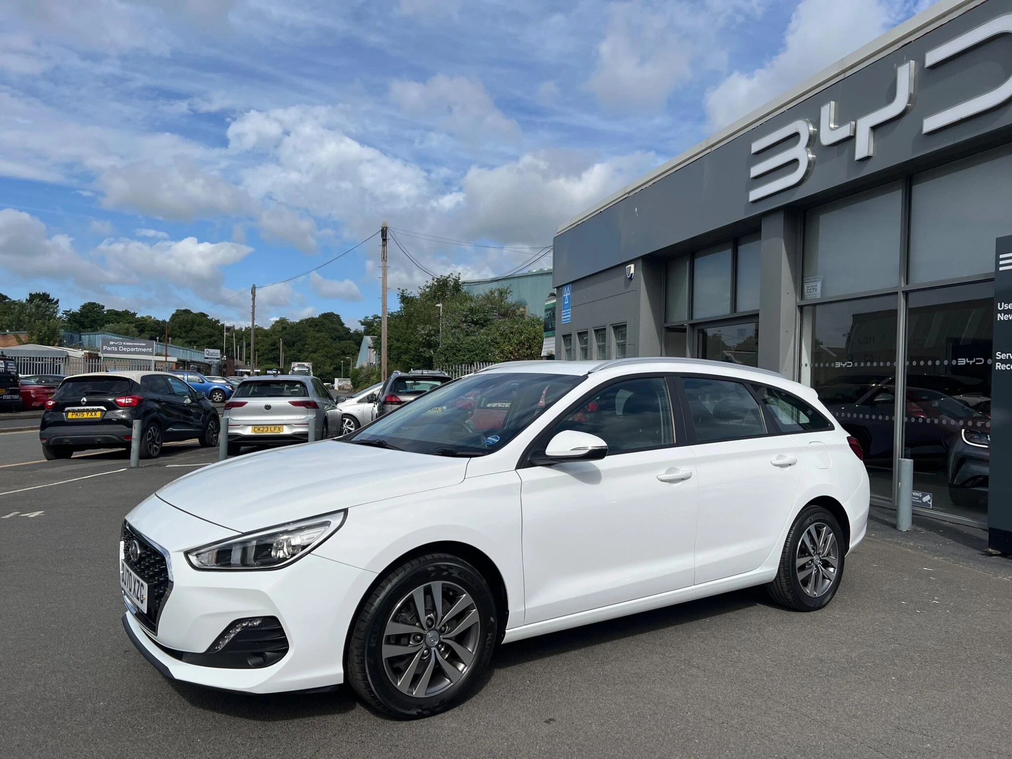 Vehicle image 40