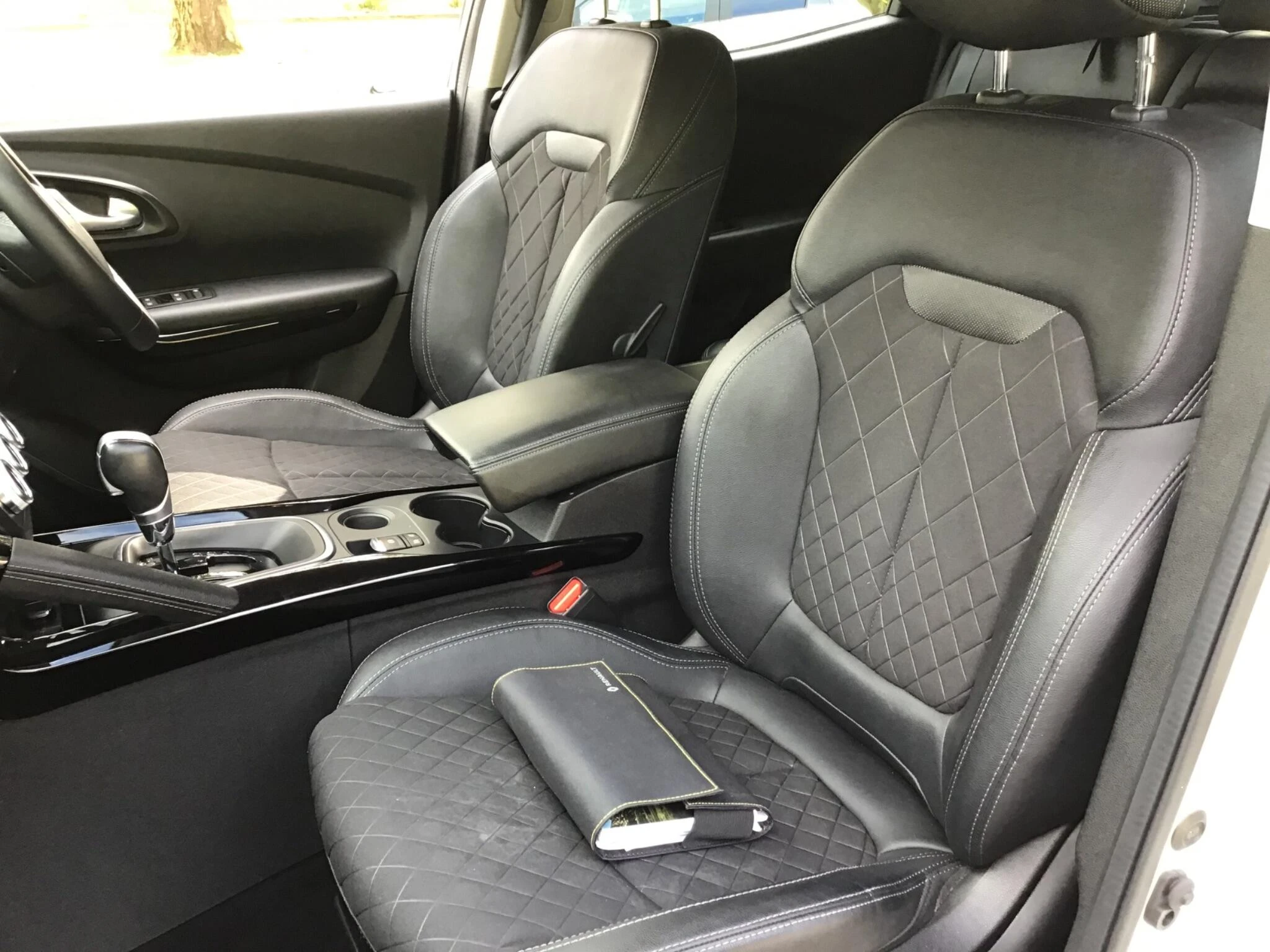 Vehicle image 21