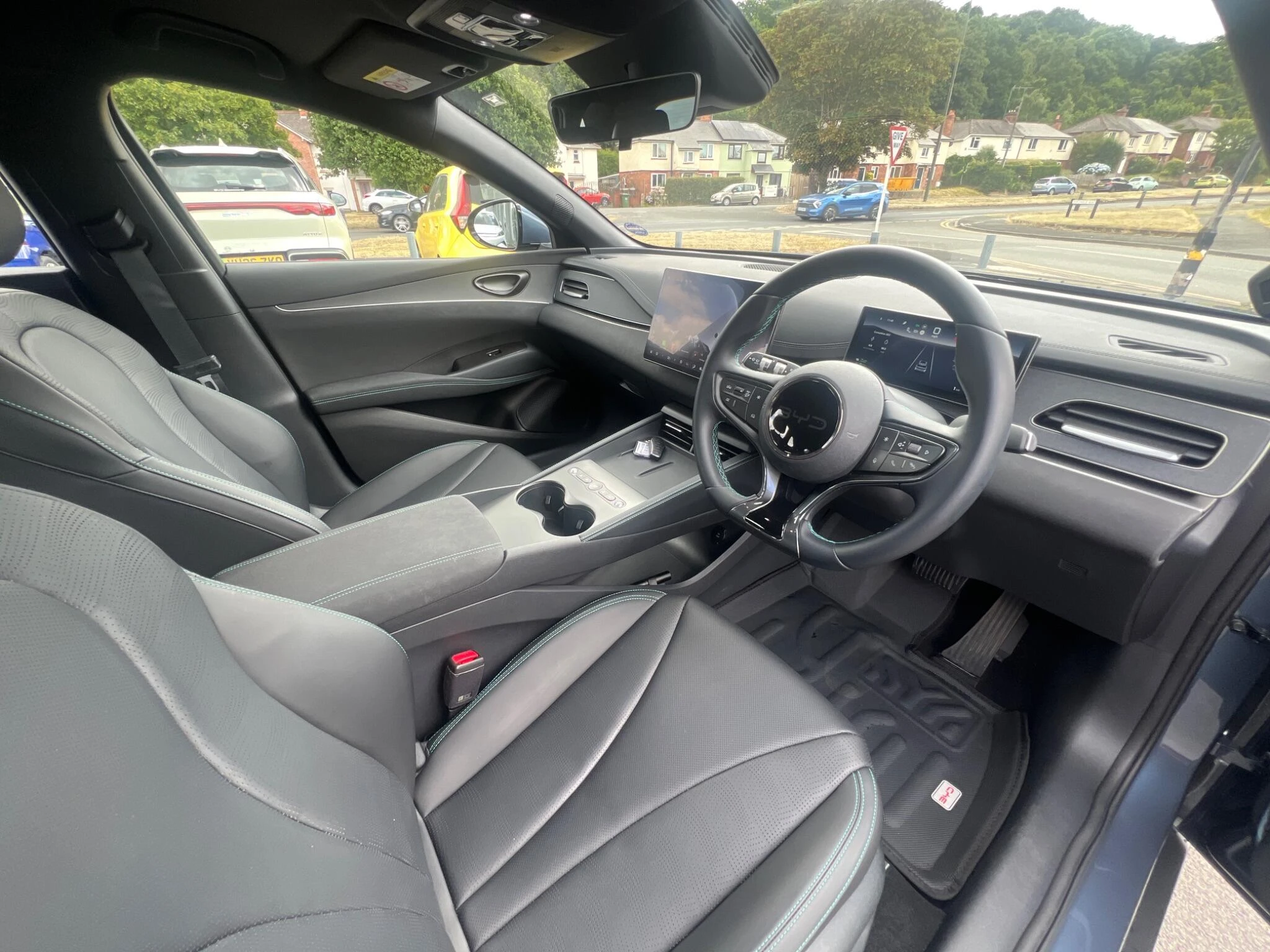 Vehicle image 21