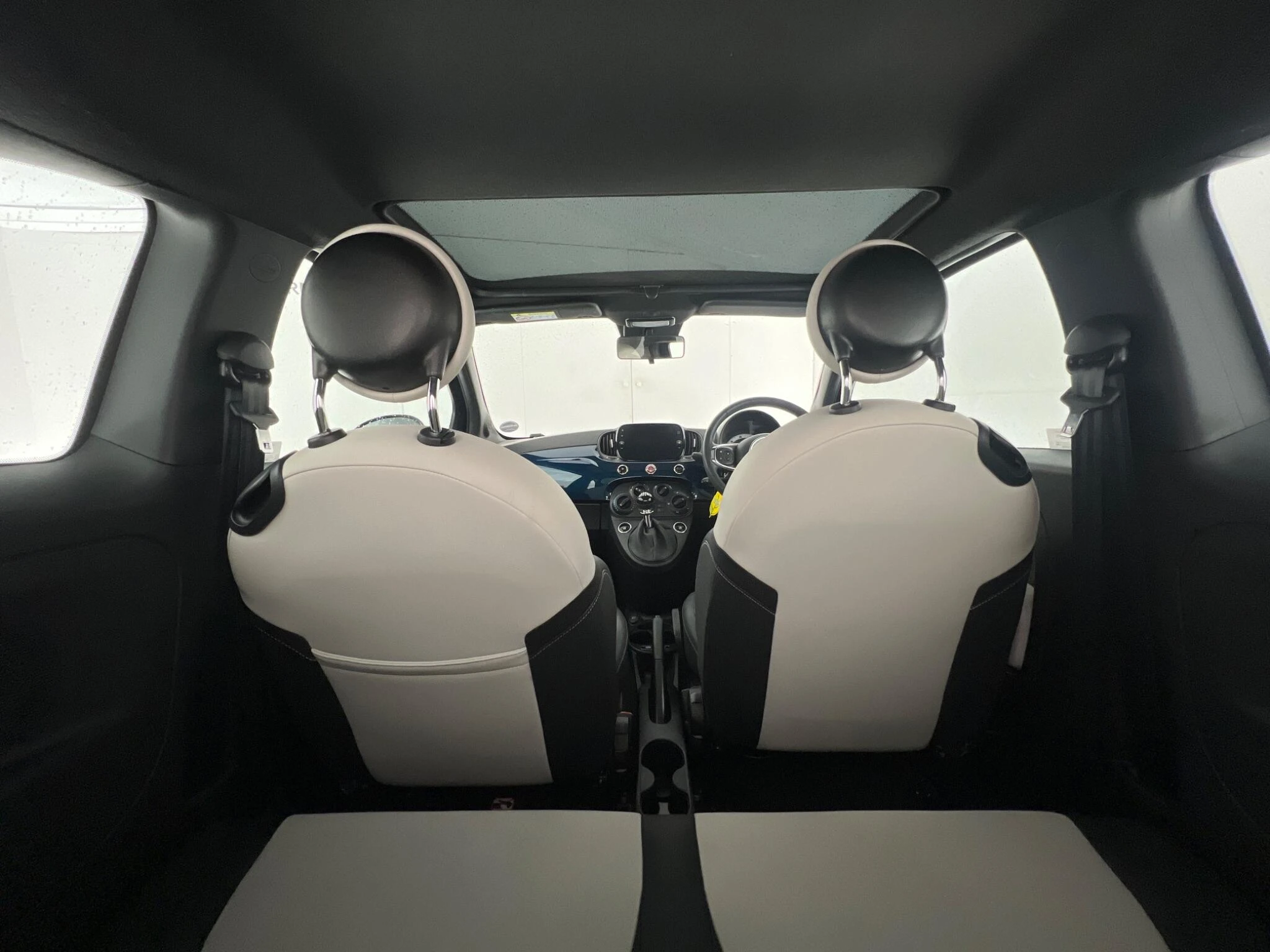 Vehicle image 47