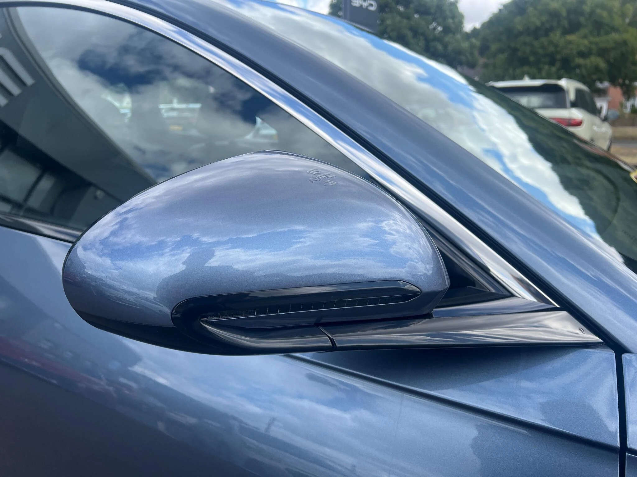 Vehicle image 40