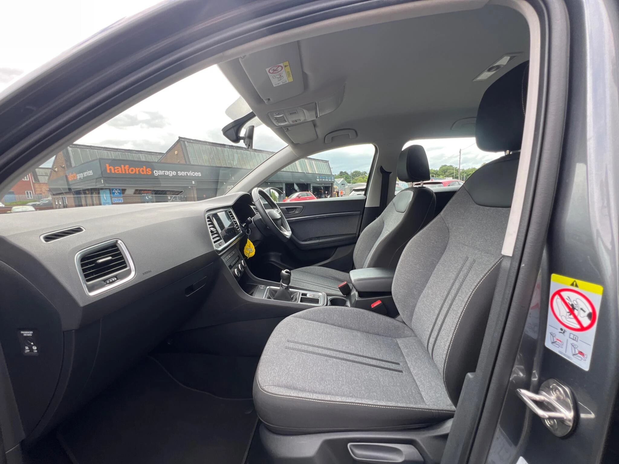 Vehicle image 41