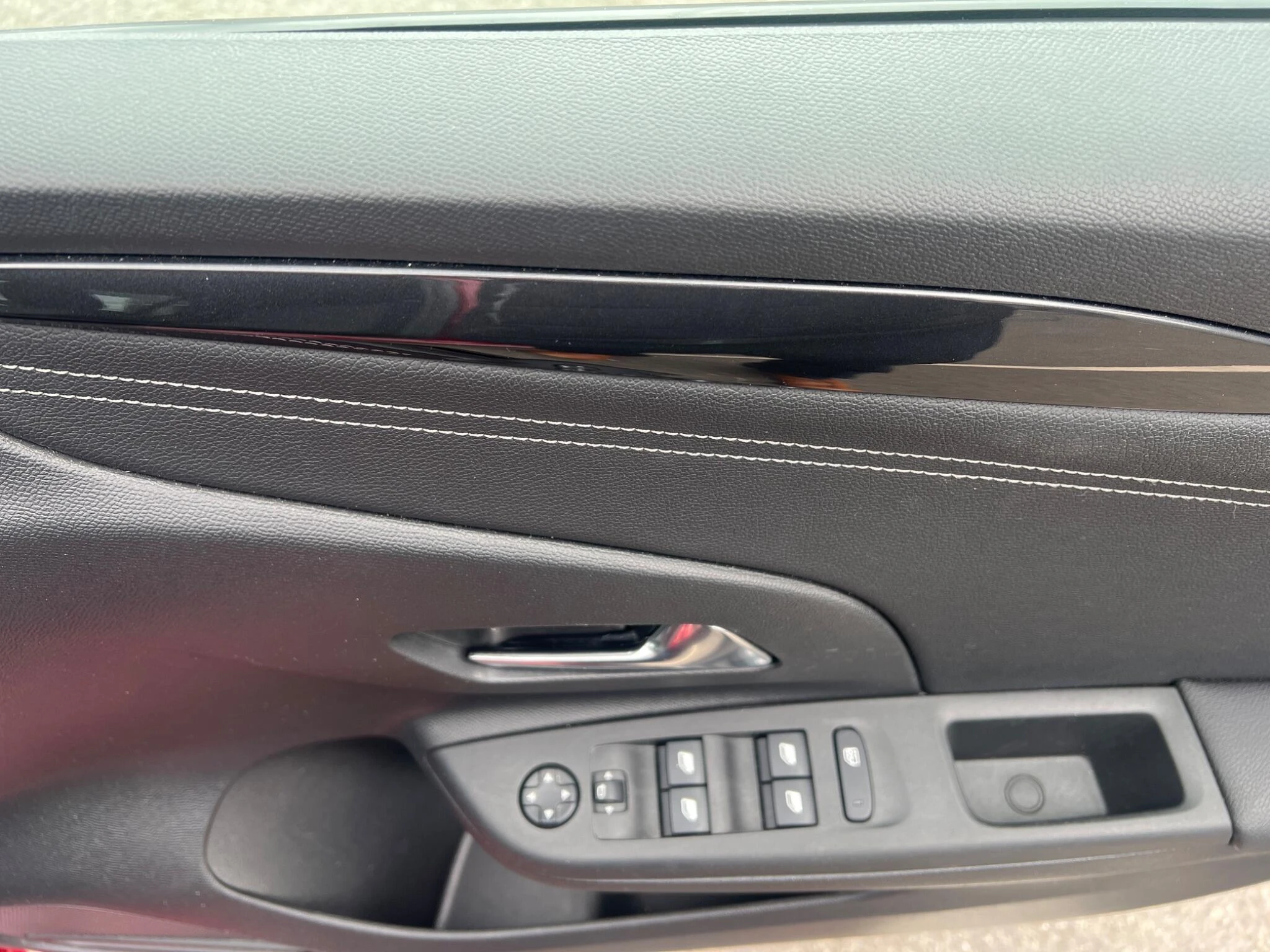 Vehicle image 51