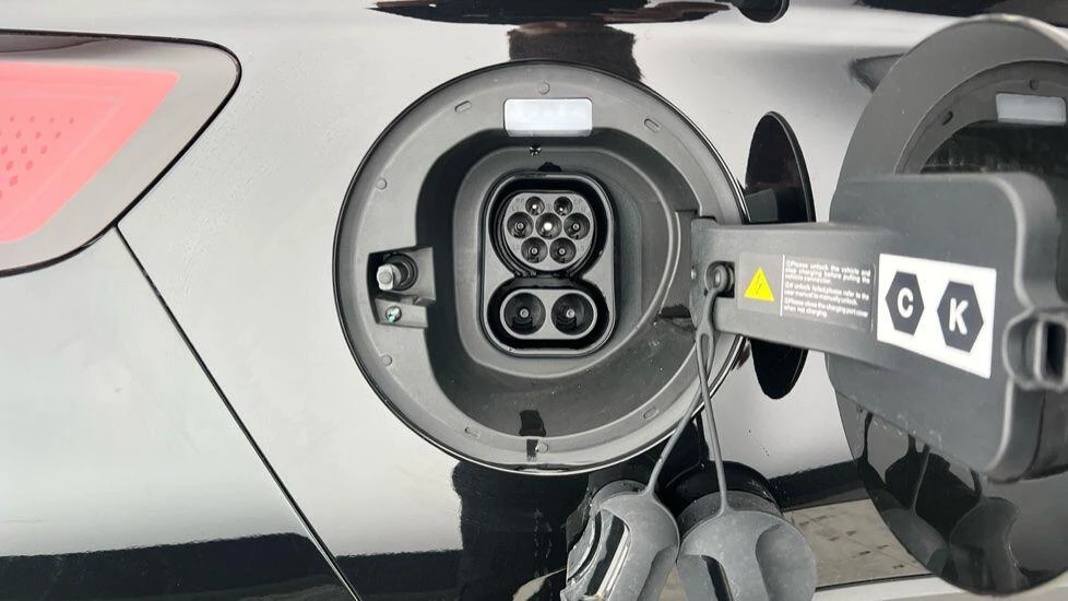 Vehicle image 20