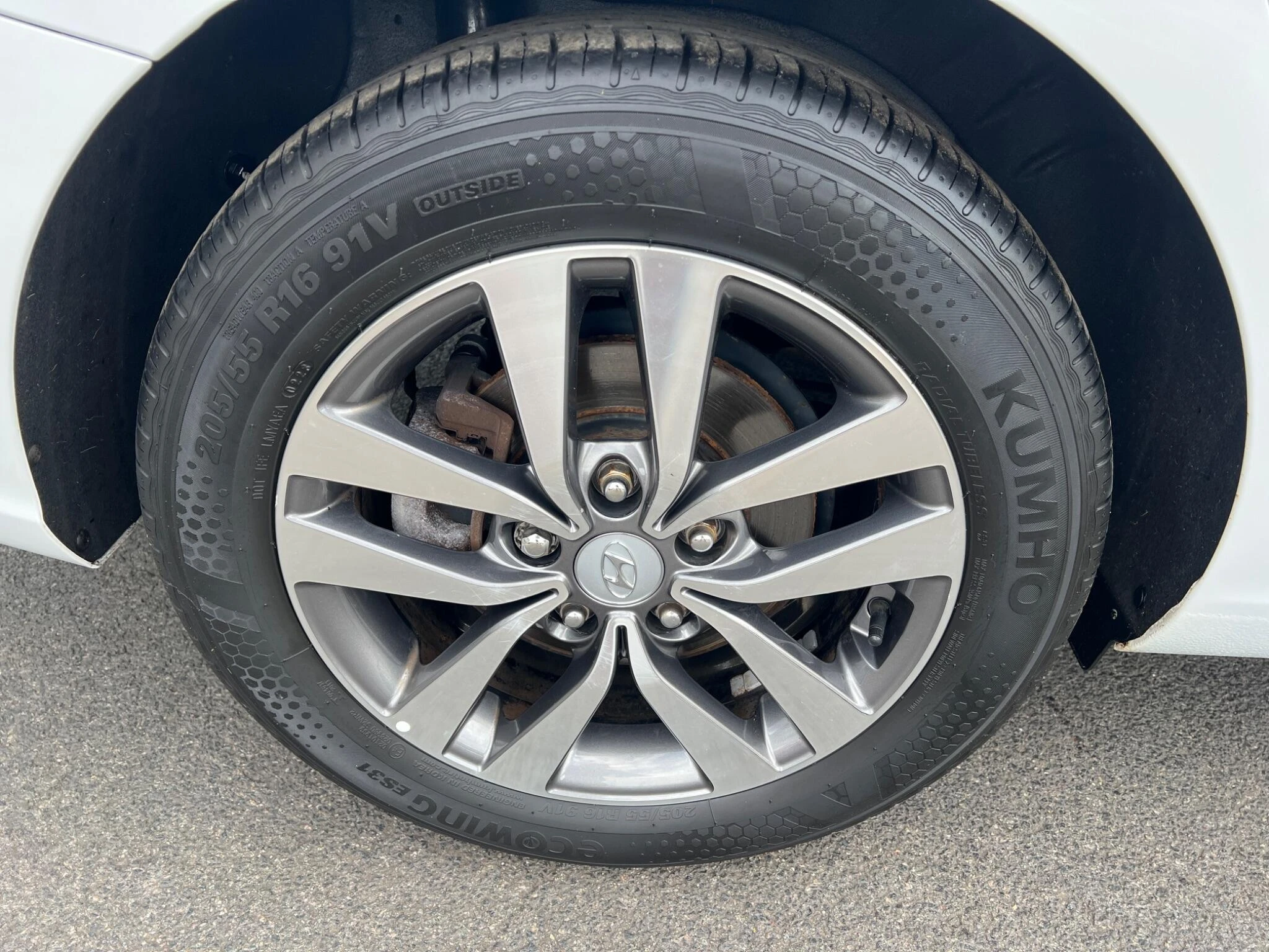 Vehicle image 20