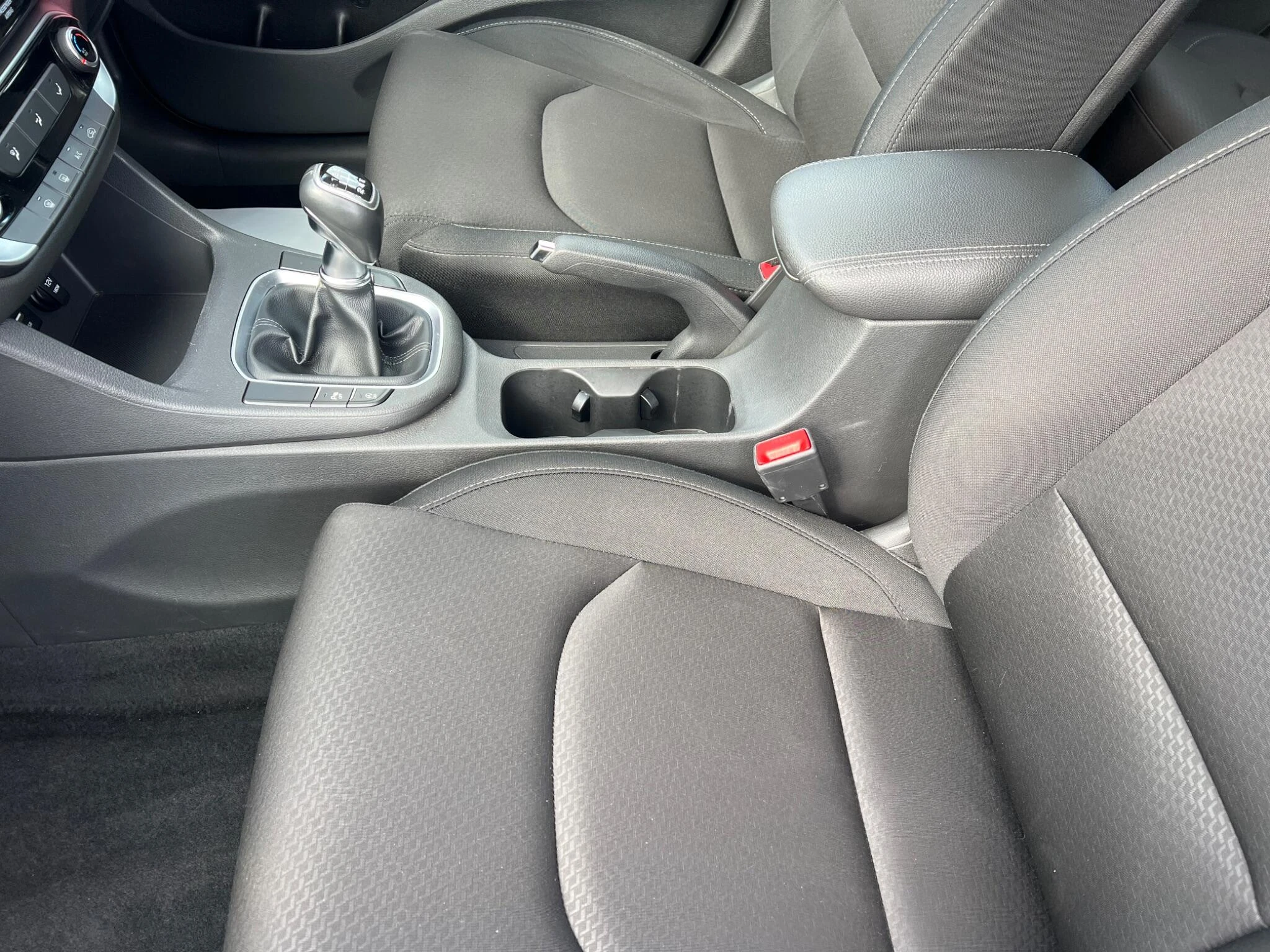 Vehicle image 48