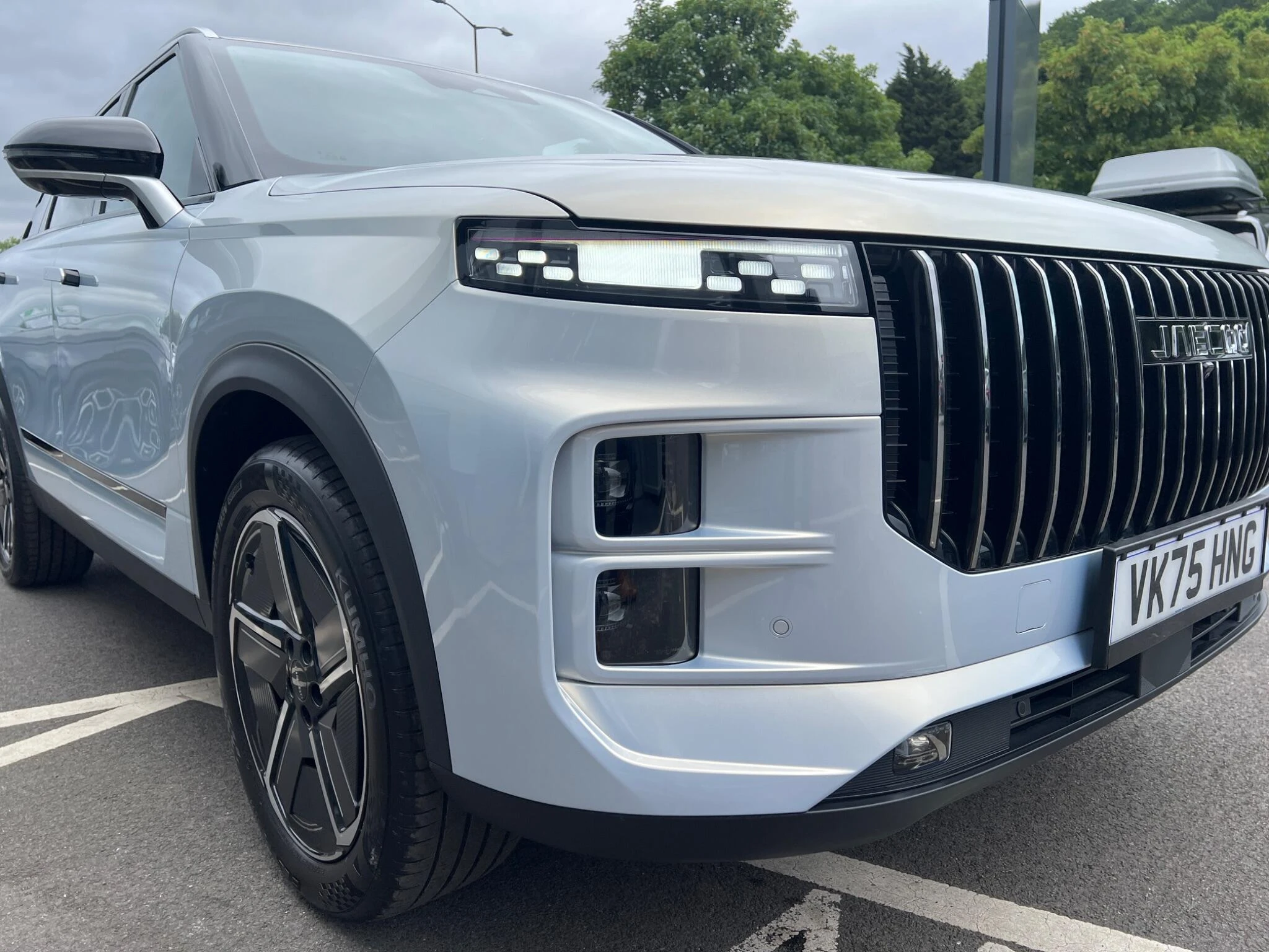Vehicle image 2