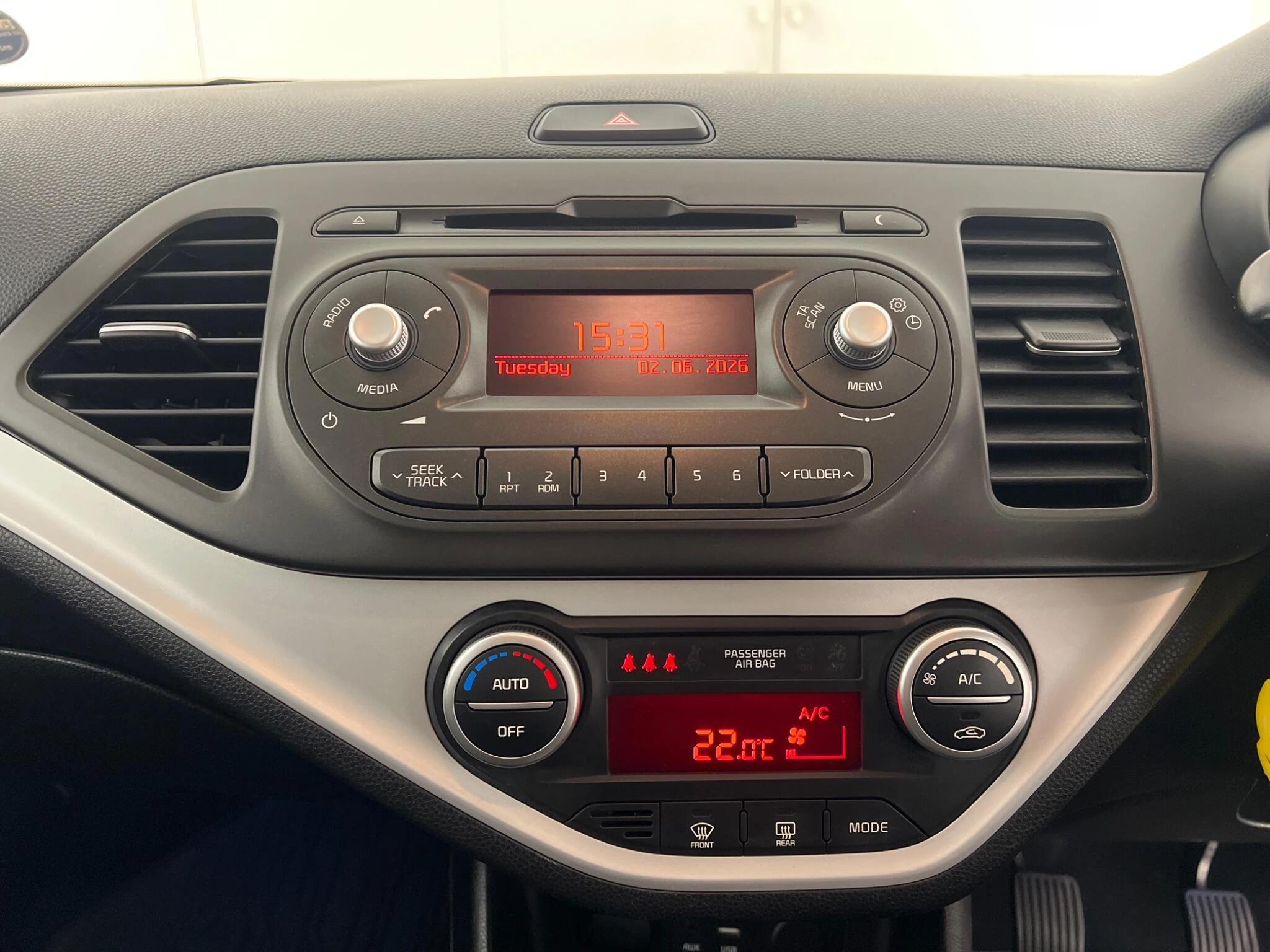 Vehicle image 31