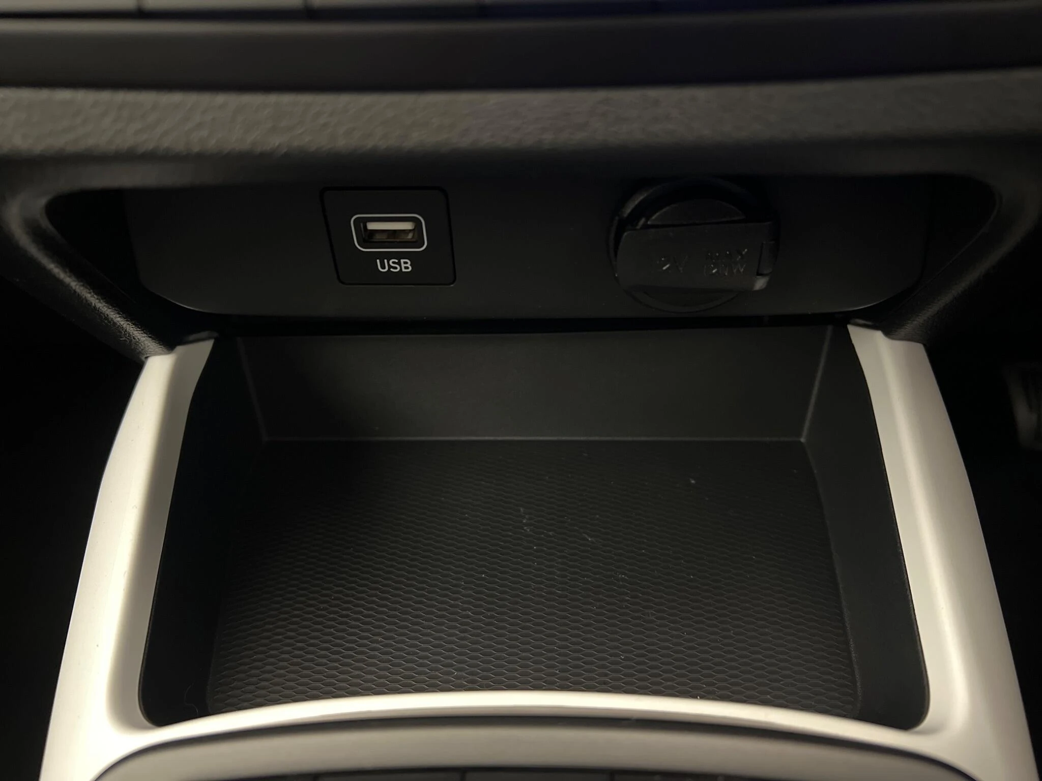 Vehicle image 49
