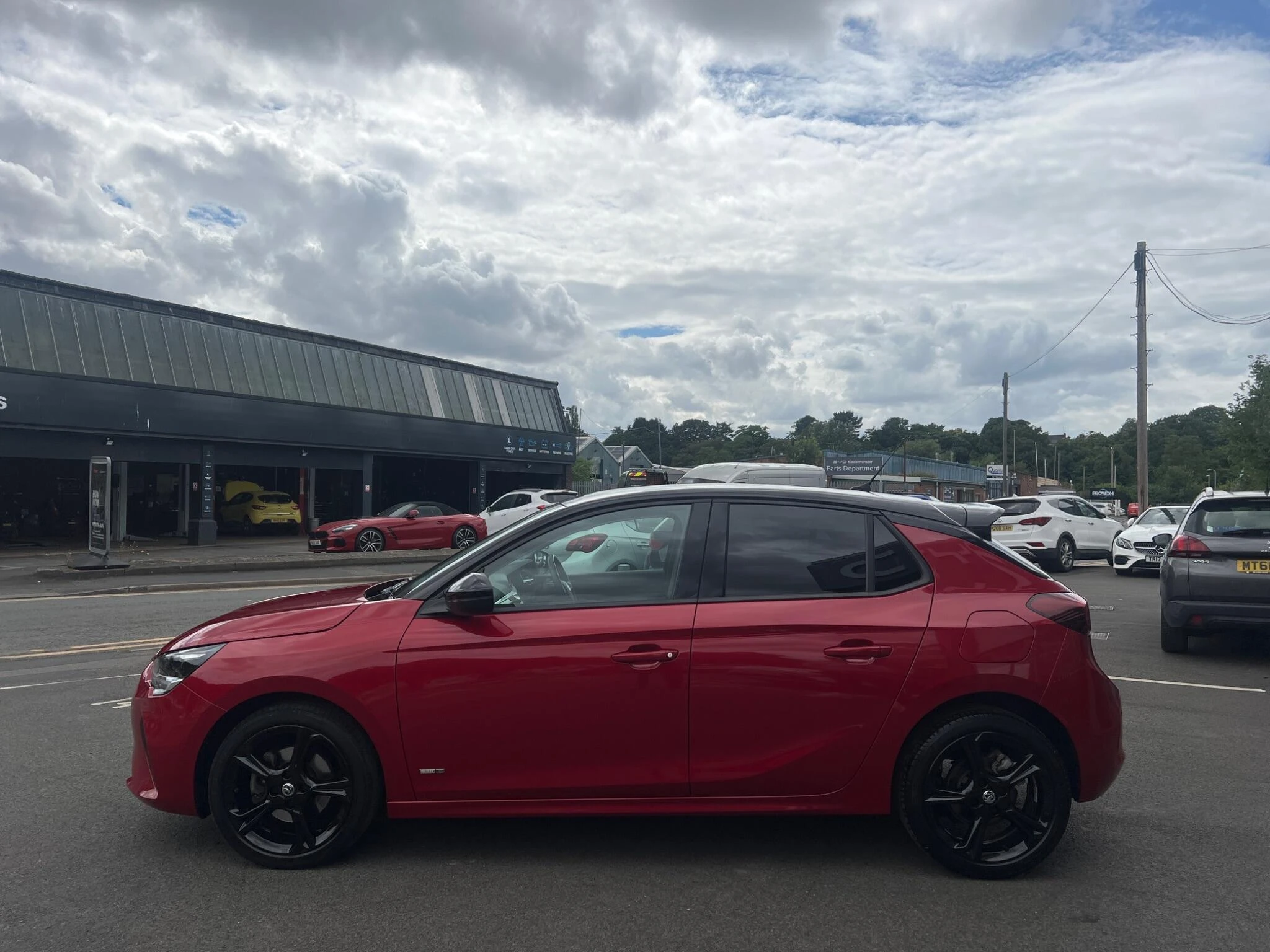Vehicle image 38