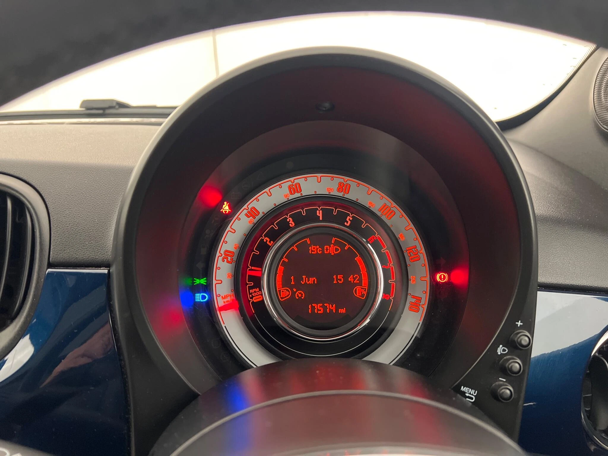 Vehicle image 36