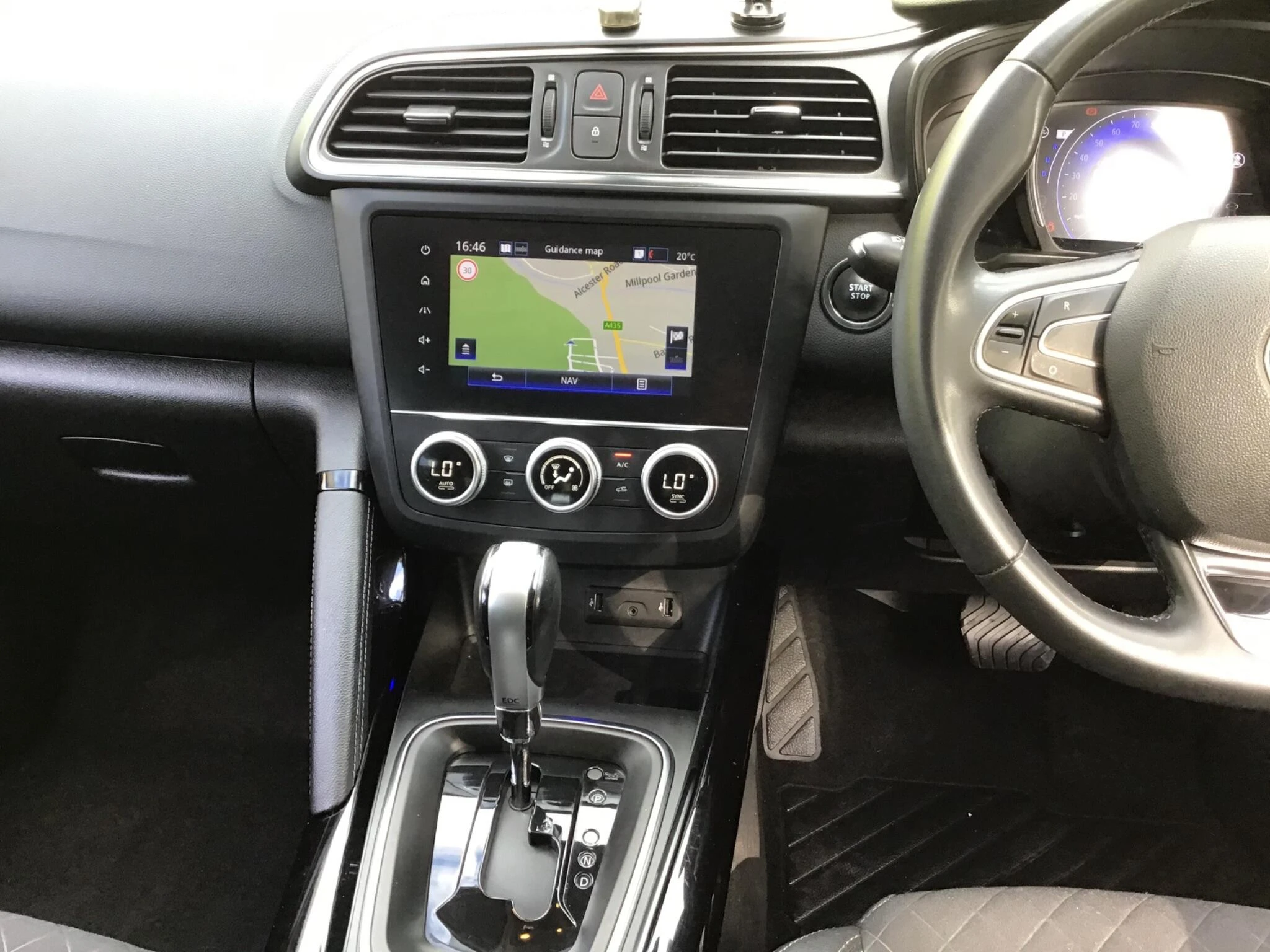 Vehicle image 30