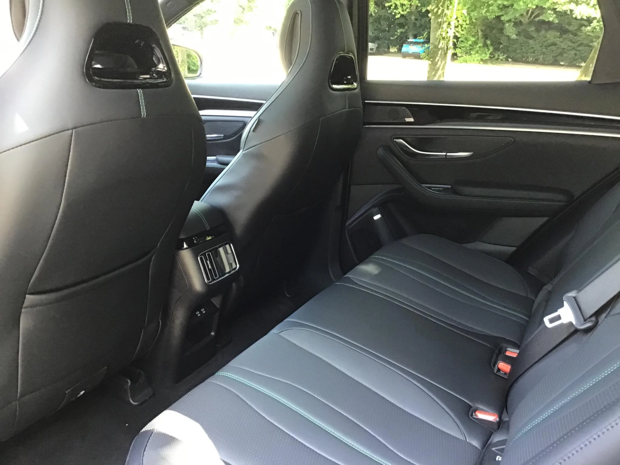 Vehicle image 36