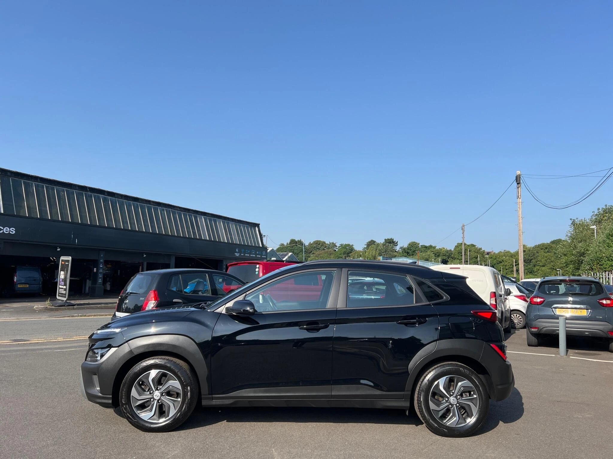 Vehicle image 11
