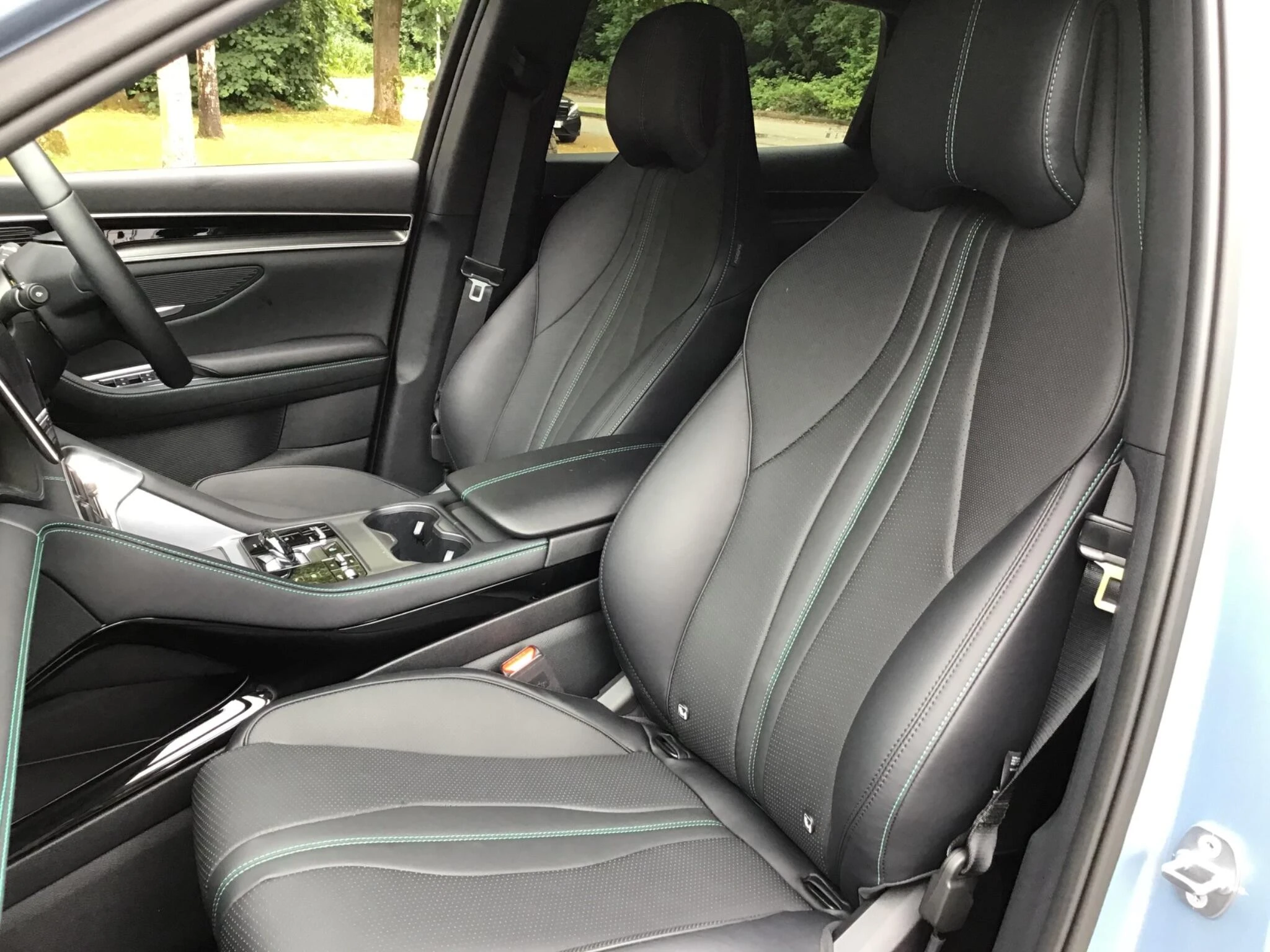 Vehicle image 38