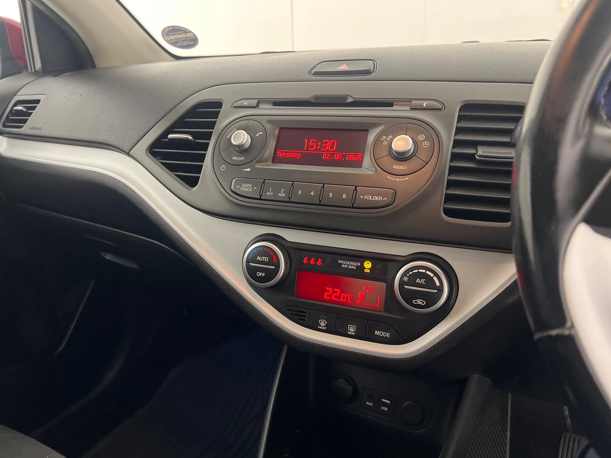 Vehicle image 29