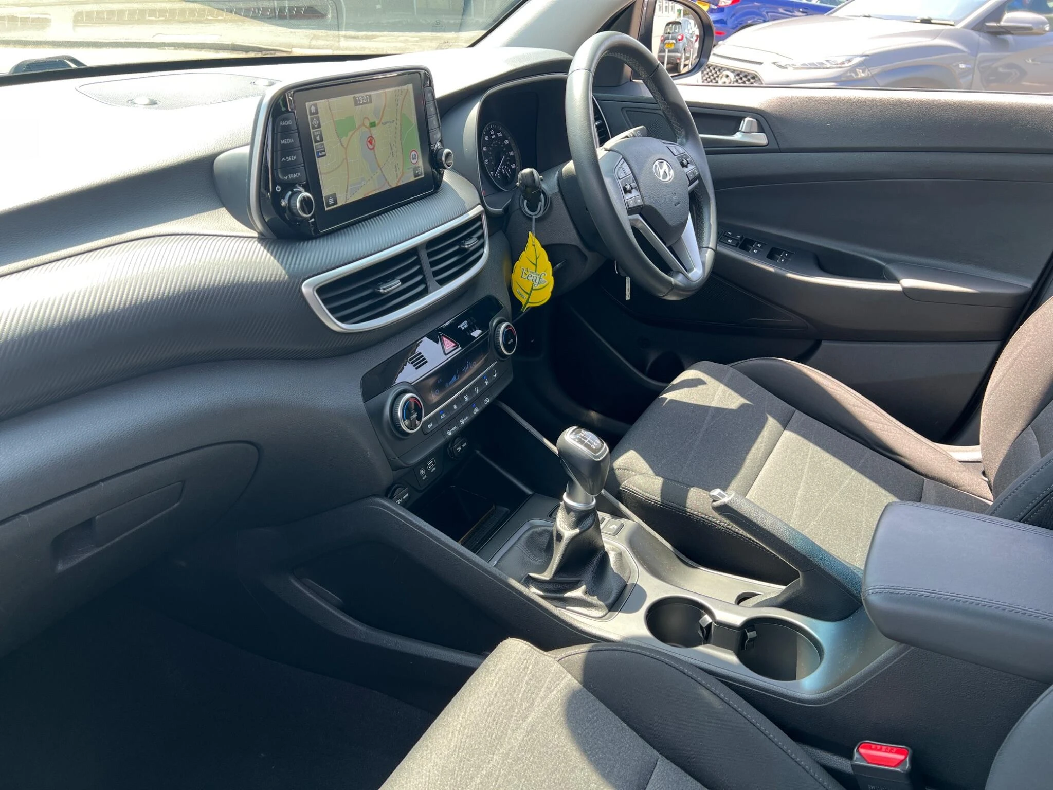 Vehicle image 22