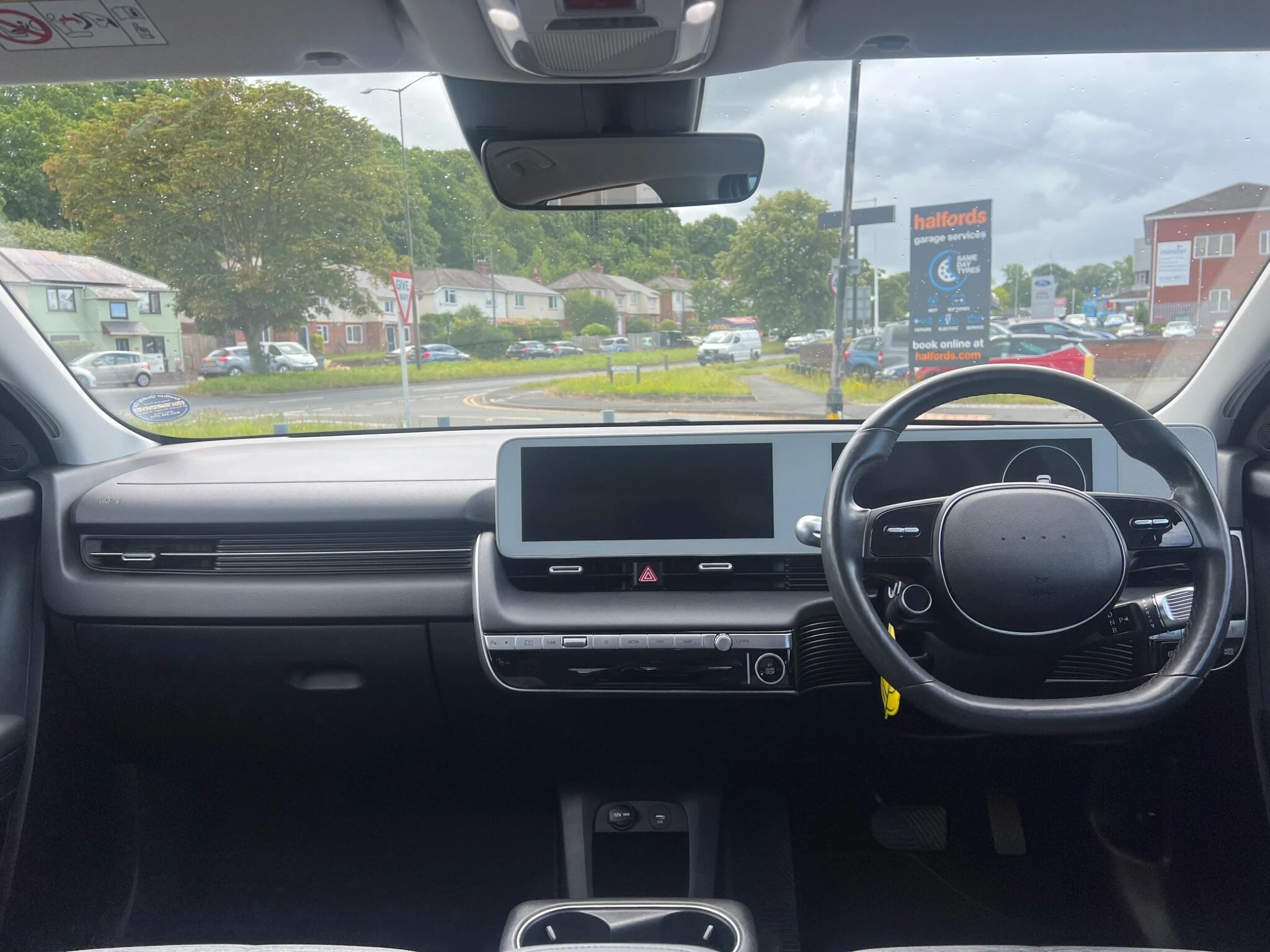 Vehicle image 52