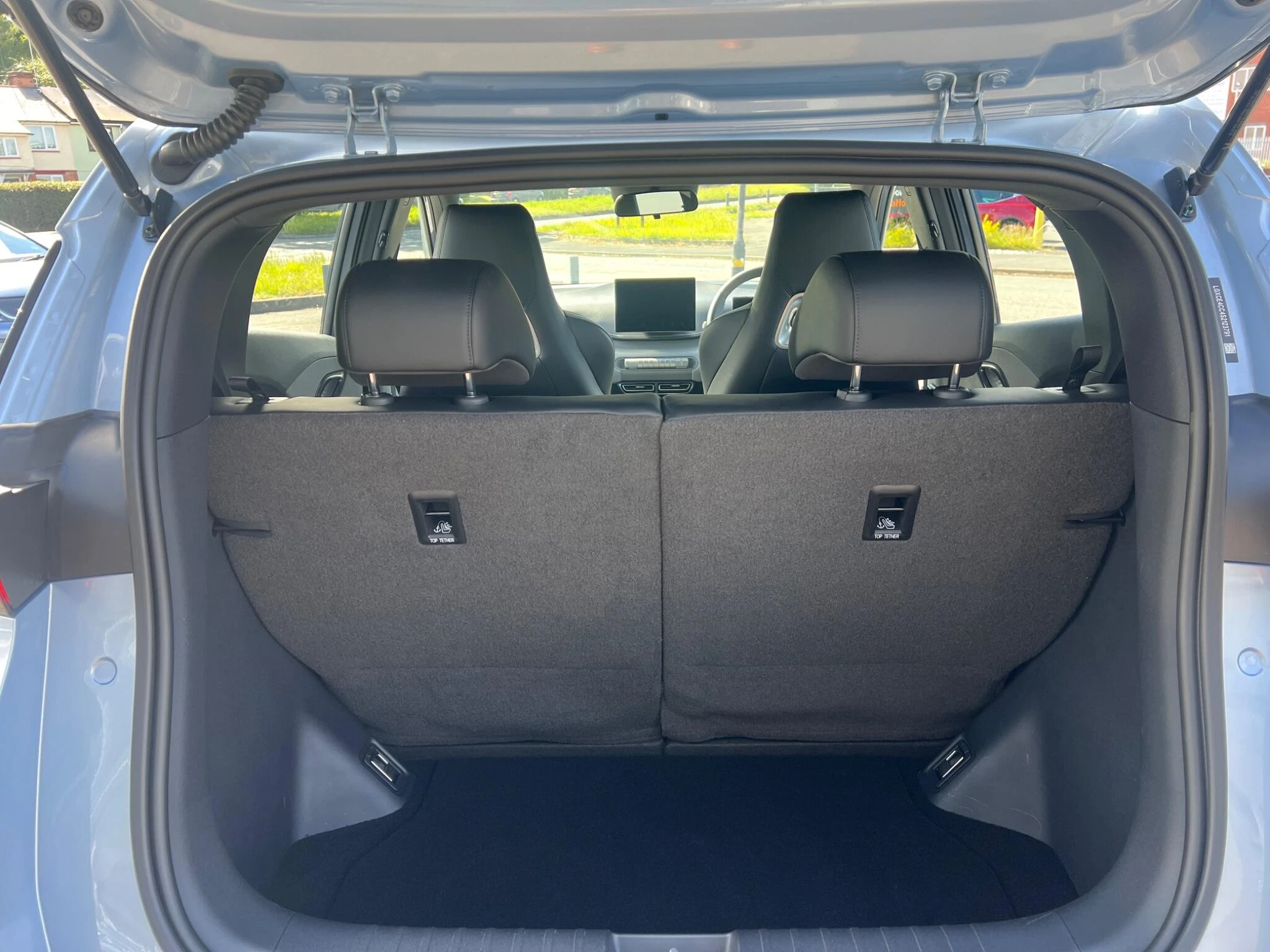 Vehicle image 36