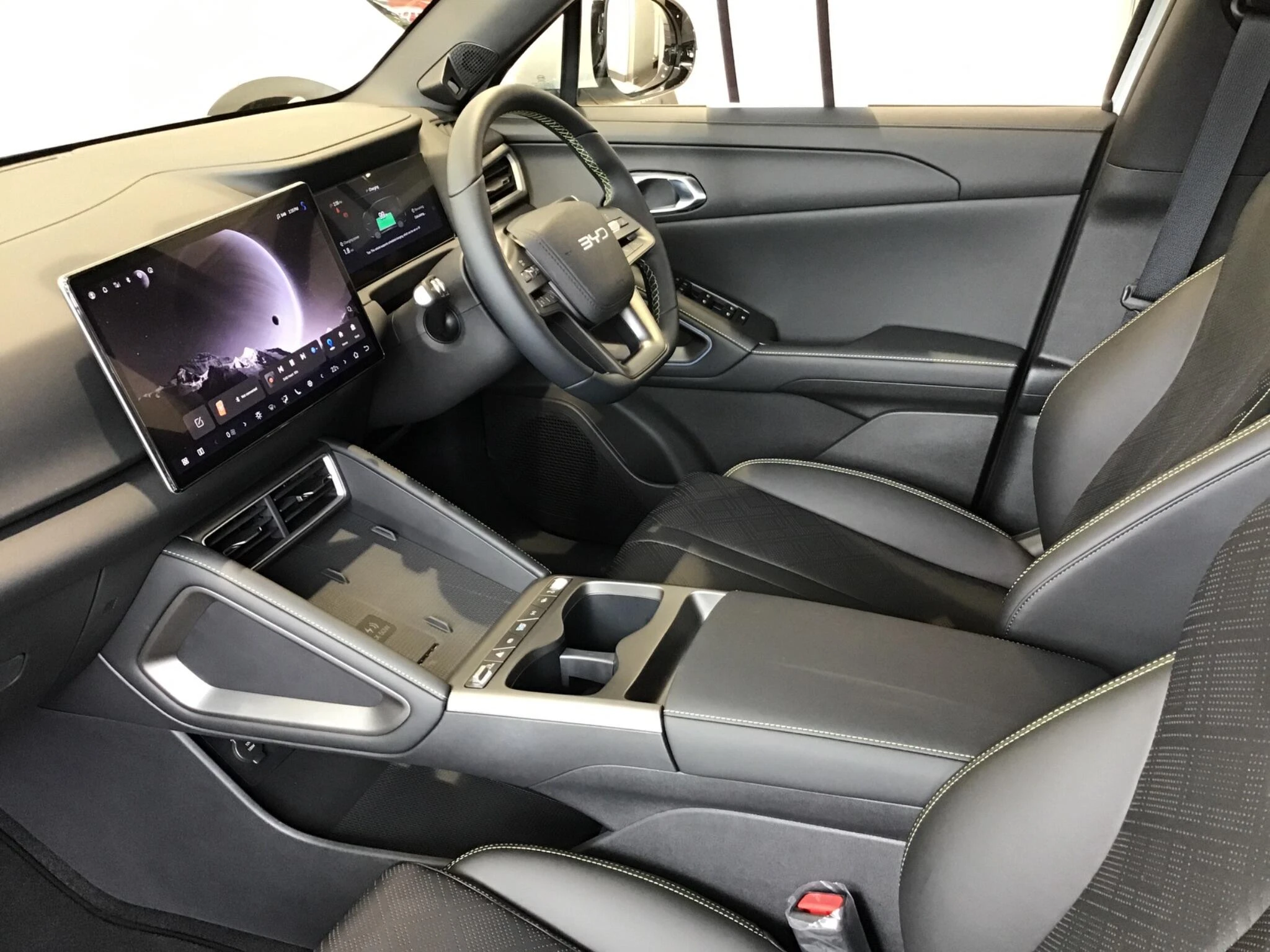 Vehicle thumbnail 5