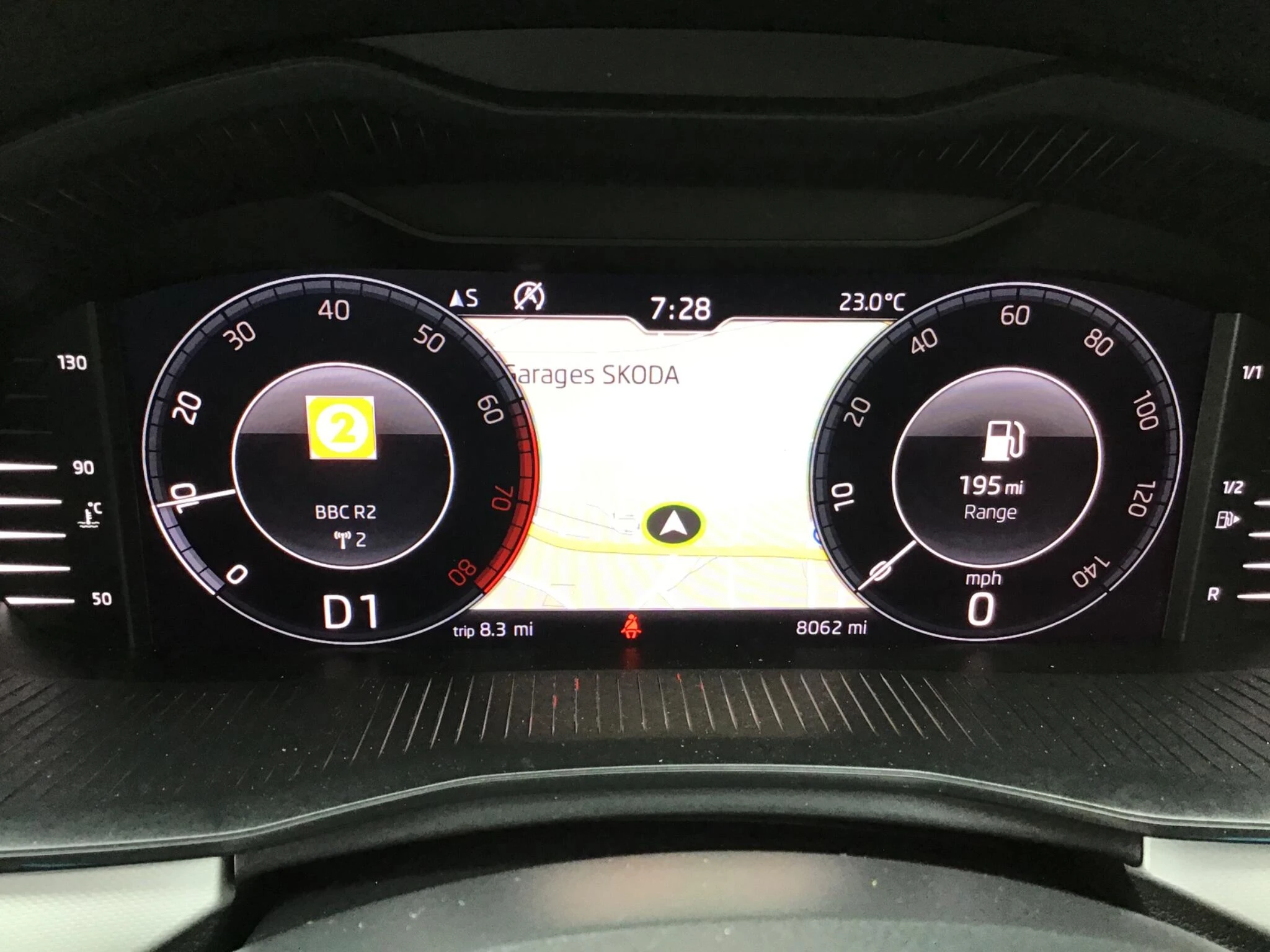Vehicle image 14