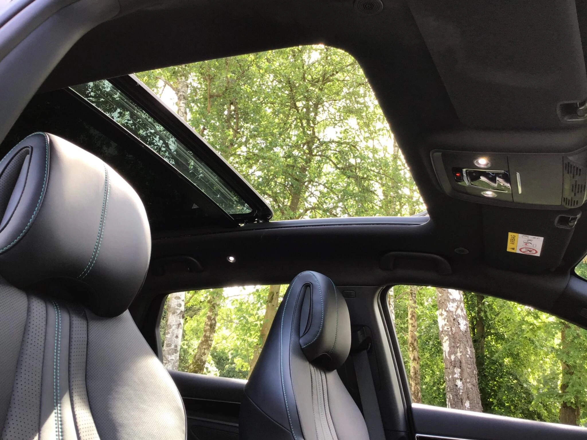 Vehicle image 30