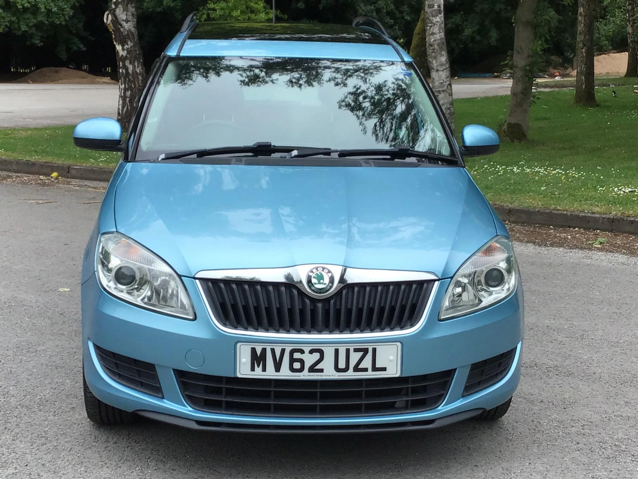 Vehicle image 11