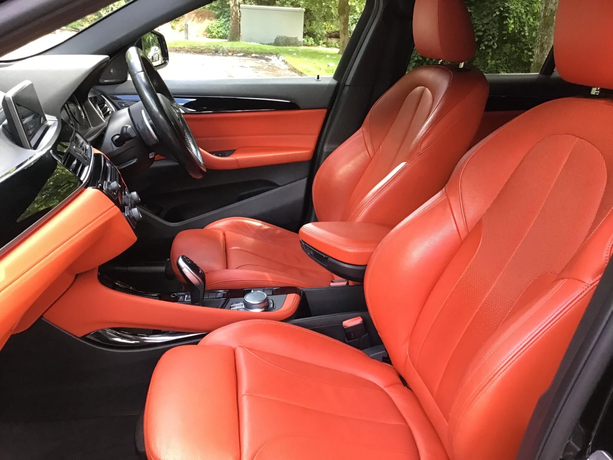 Vehicle image 21