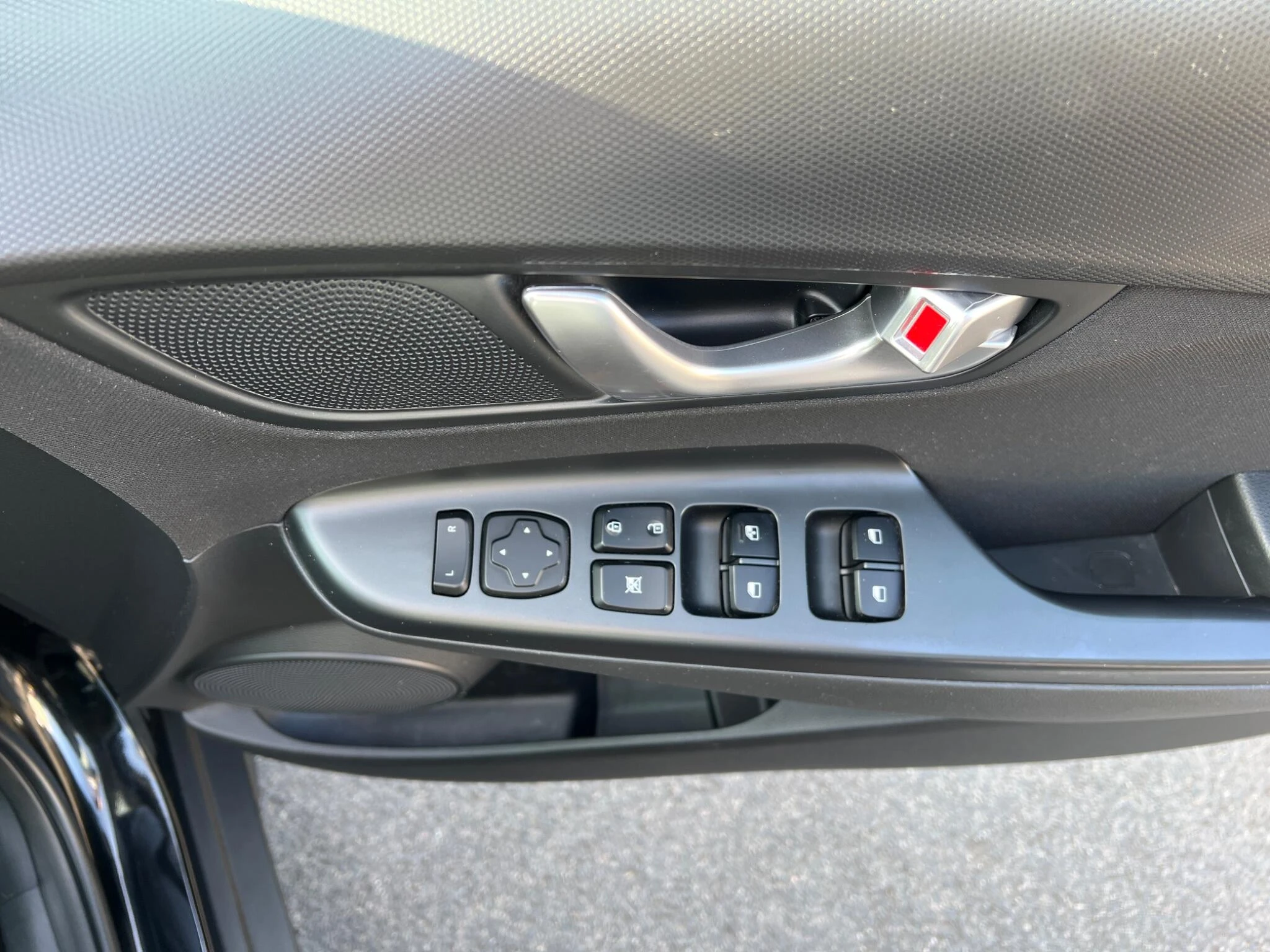Vehicle image 34