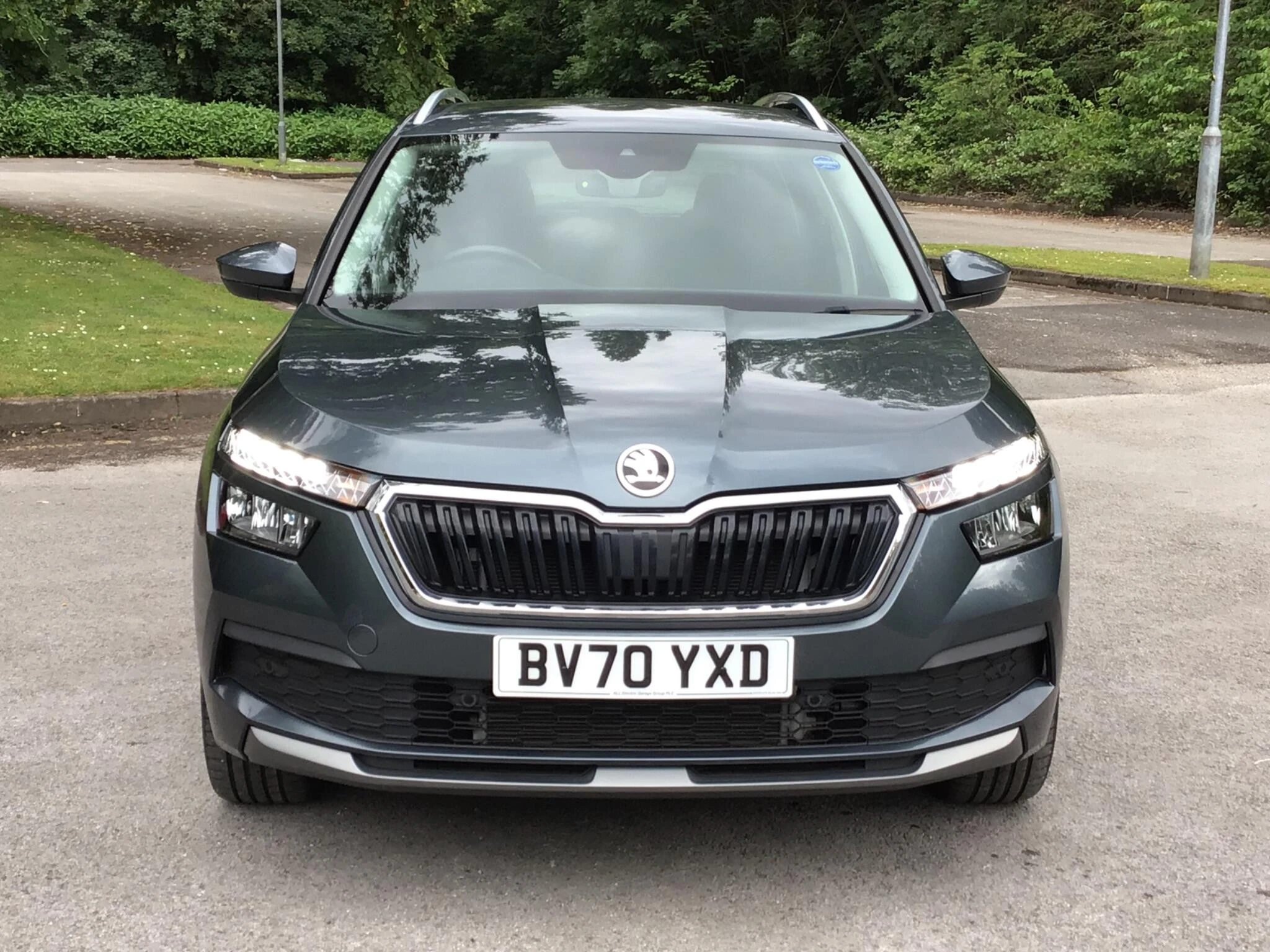 Vehicle image 8