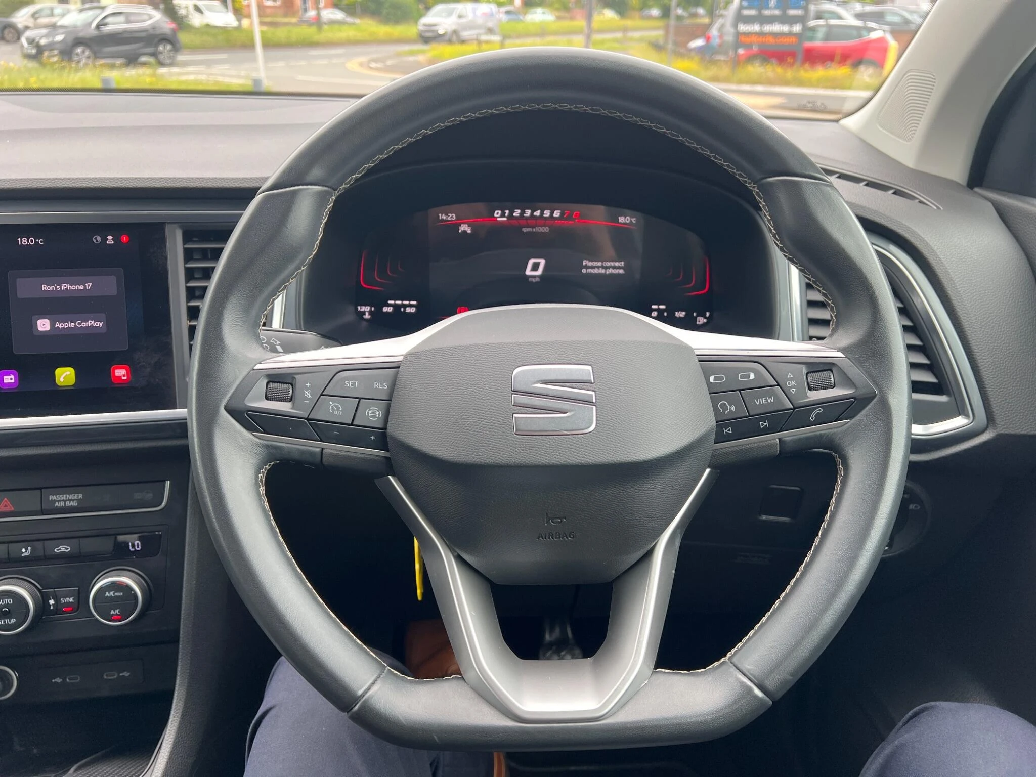 Vehicle image 35